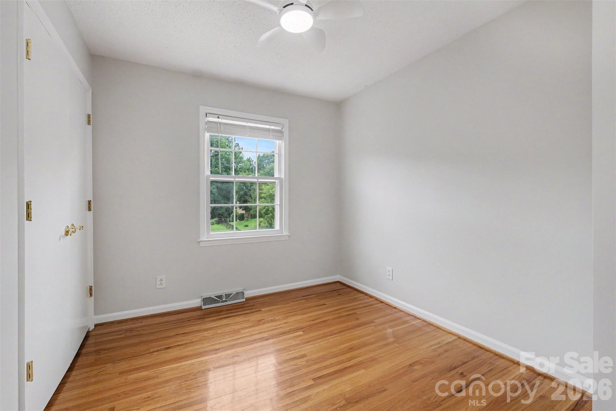 1030 Mclaughlin Drive — Charlotte
