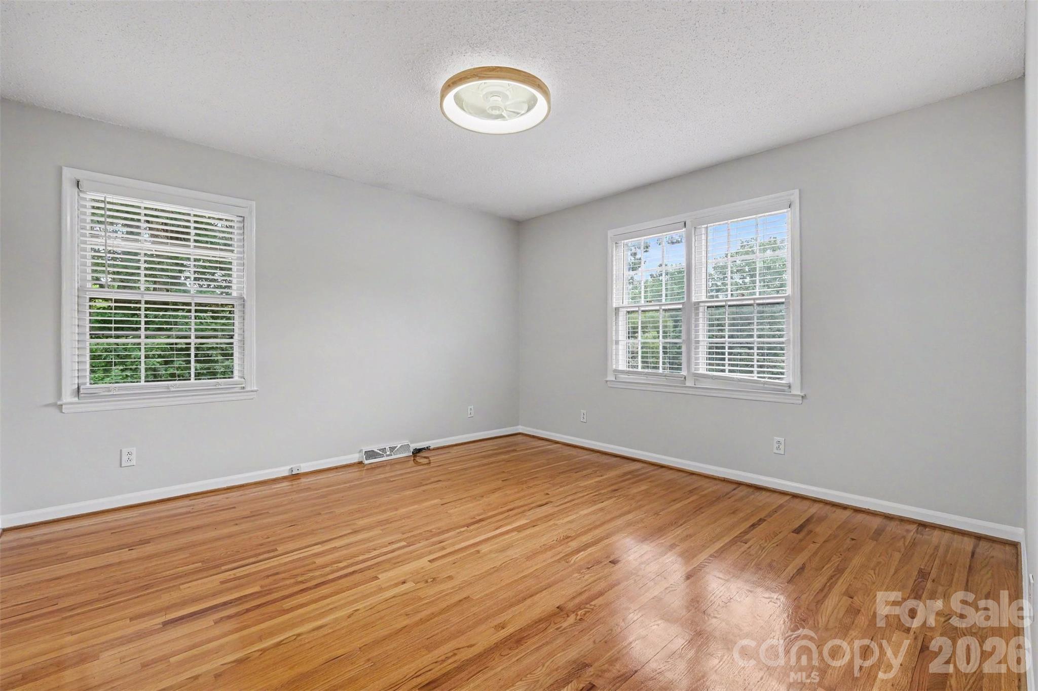 1030 Mclaughlin Drive — Charlotte
