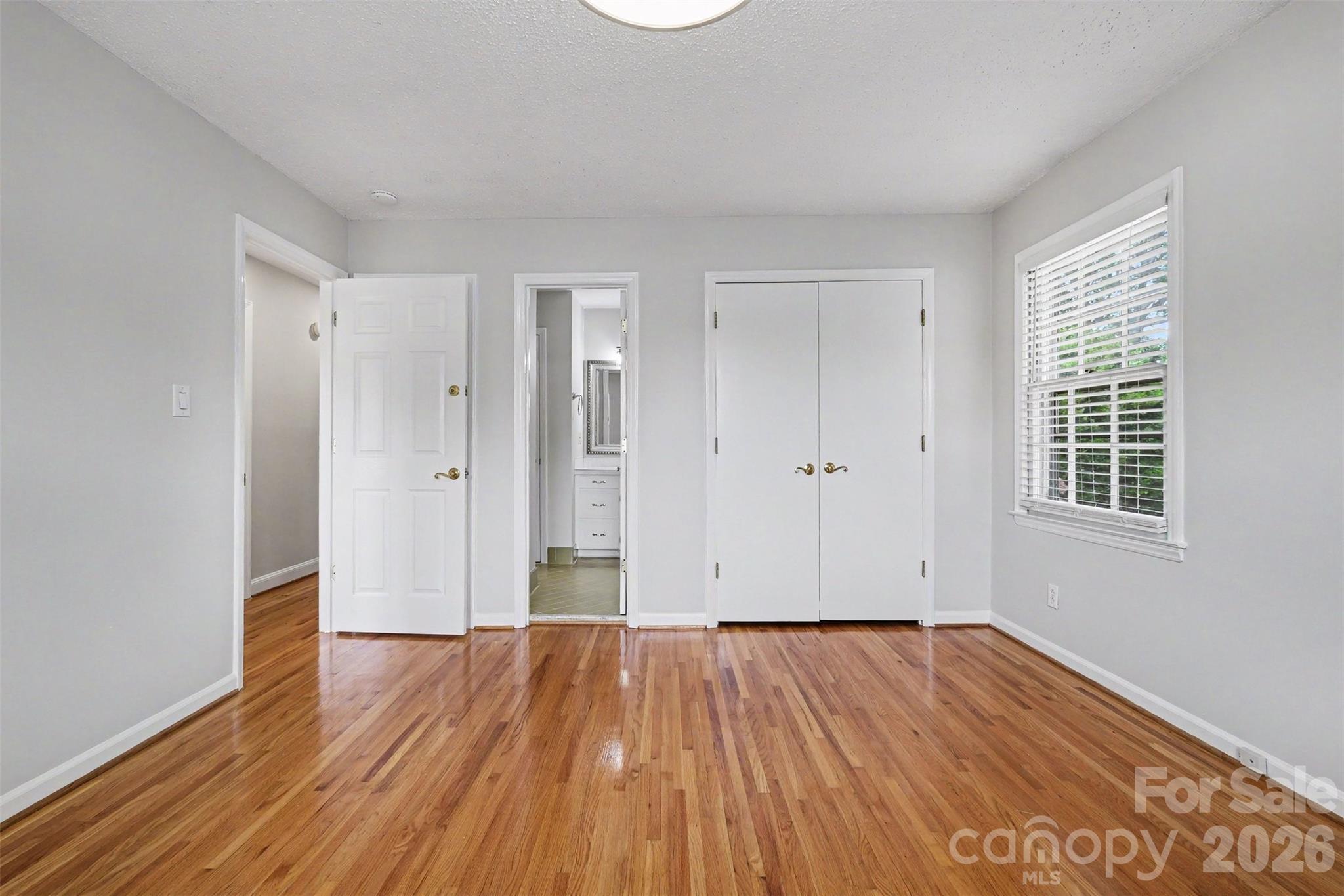 1030 Mclaughlin Drive — Charlotte