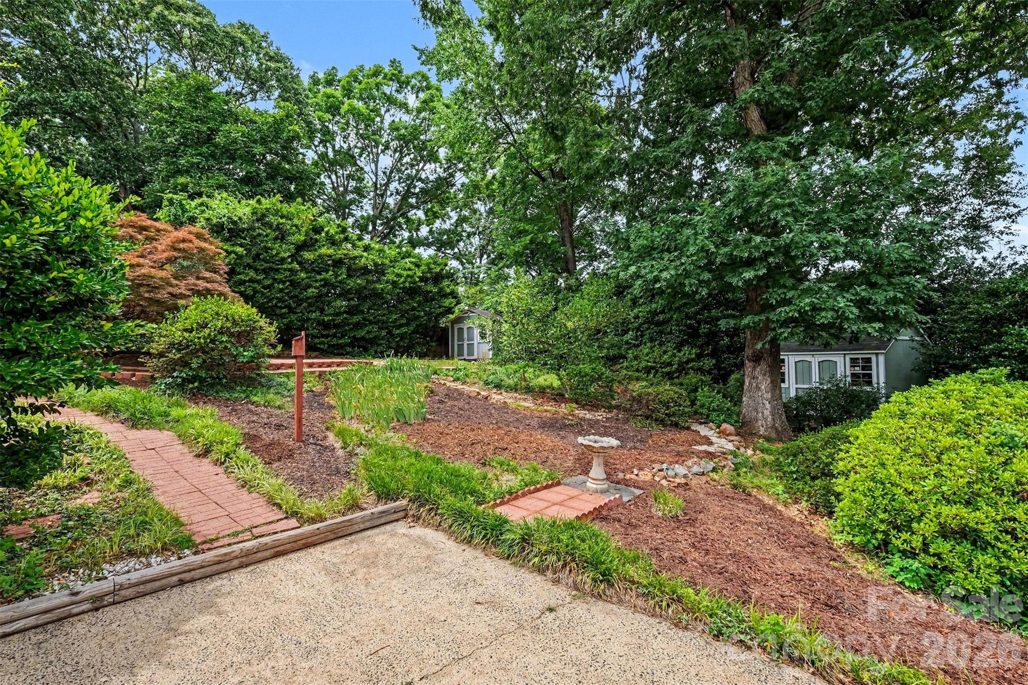1030 Mclaughlin Drive — Charlotte