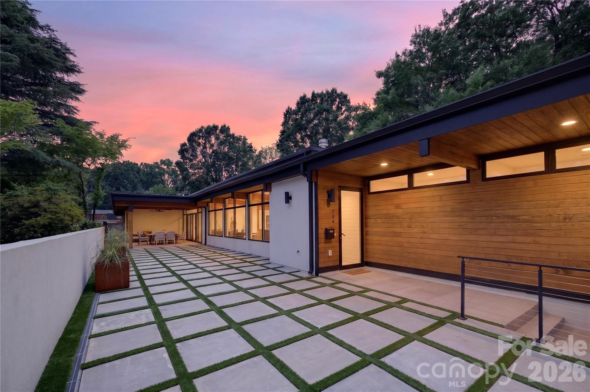 704 Charles Avenue — Charlotte
