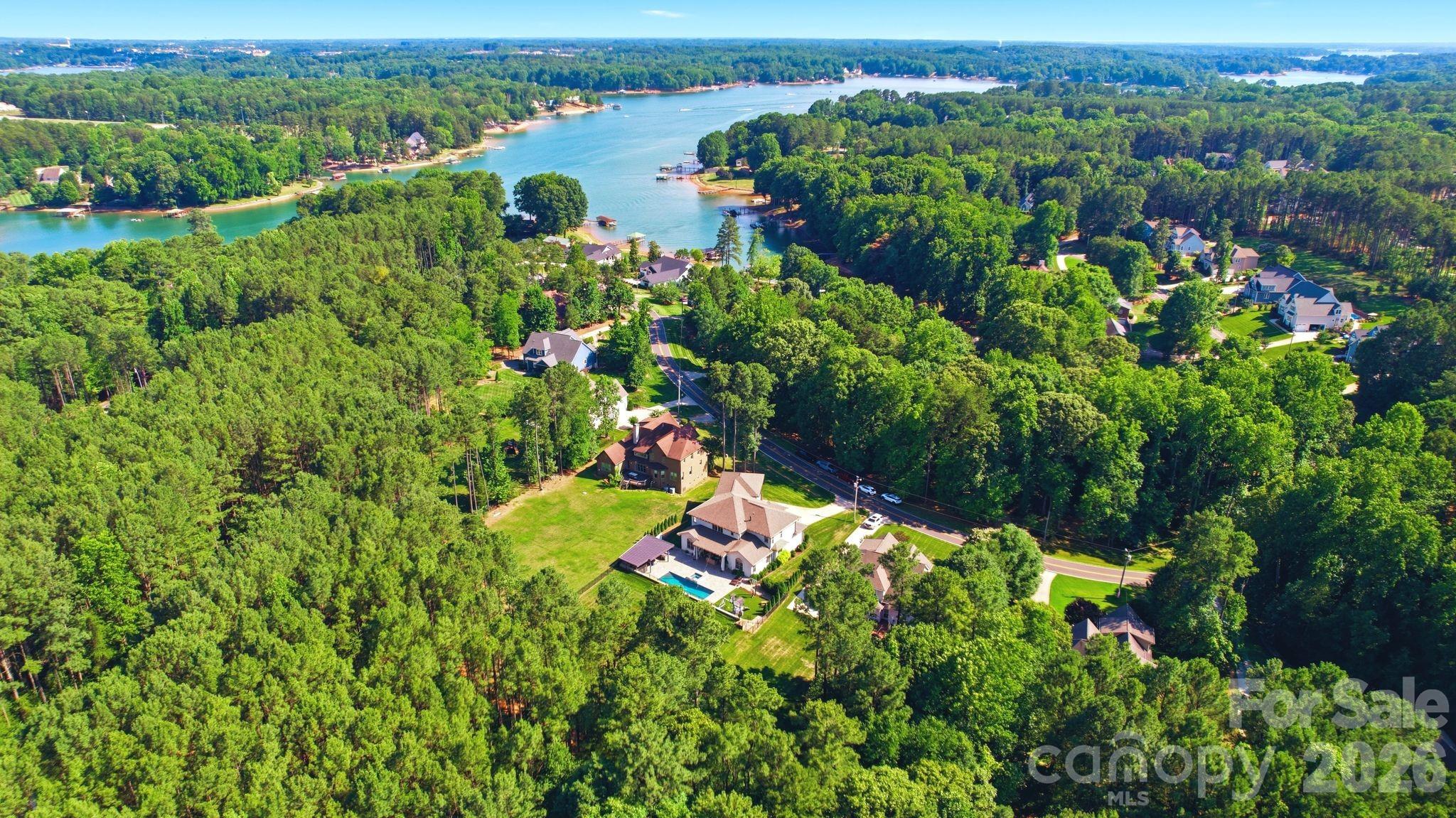 342 Kenway Loop — Mooresville