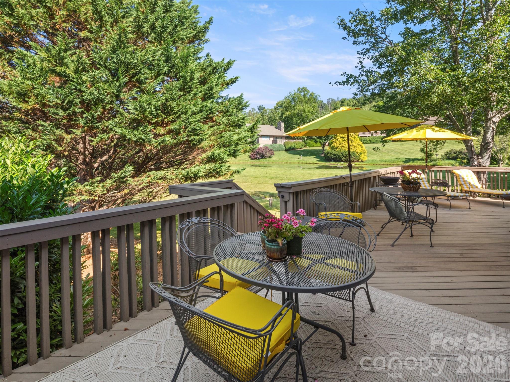 20 Clubside Drive — Asheville