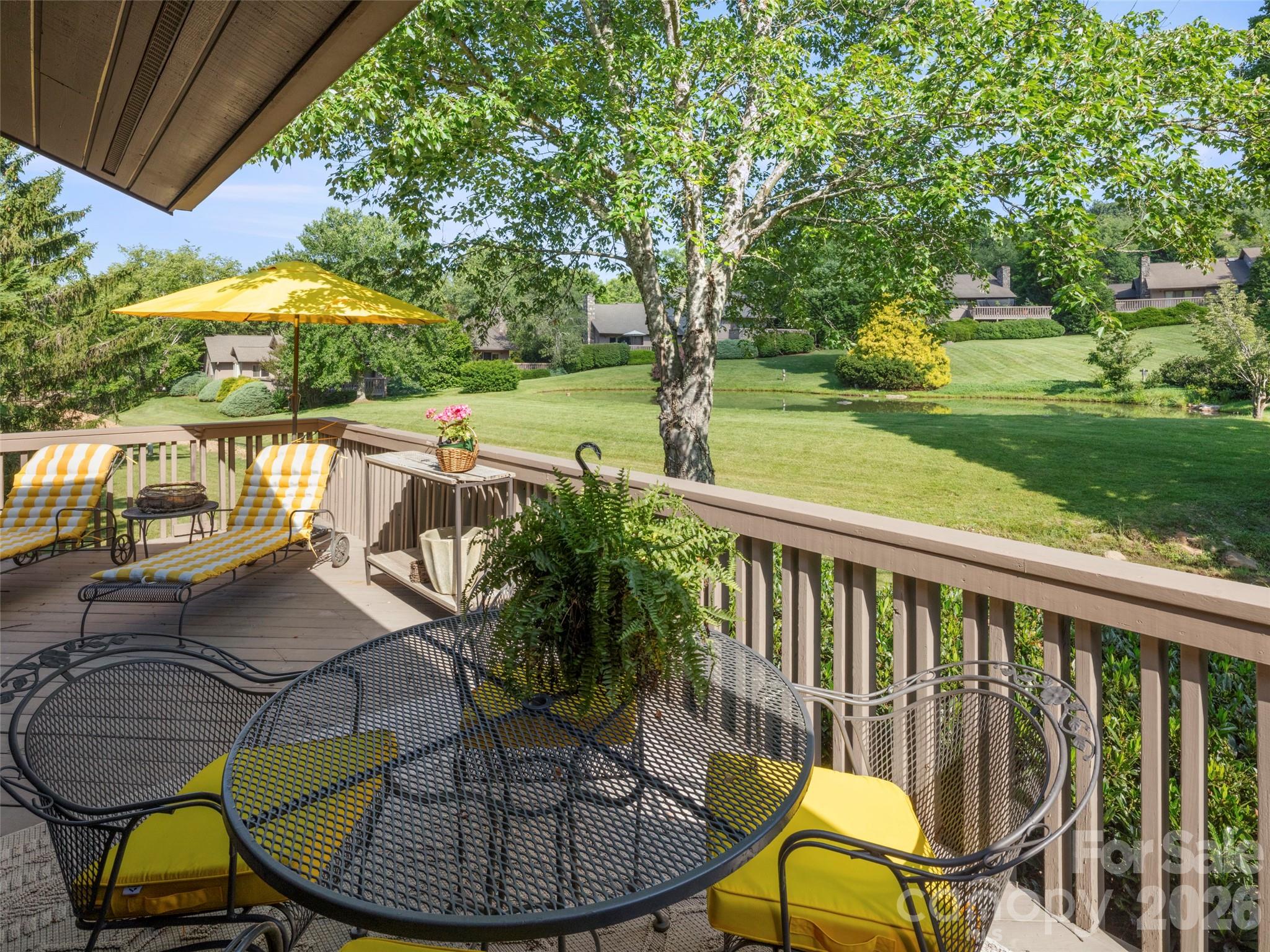 20 Clubside Drive — Asheville