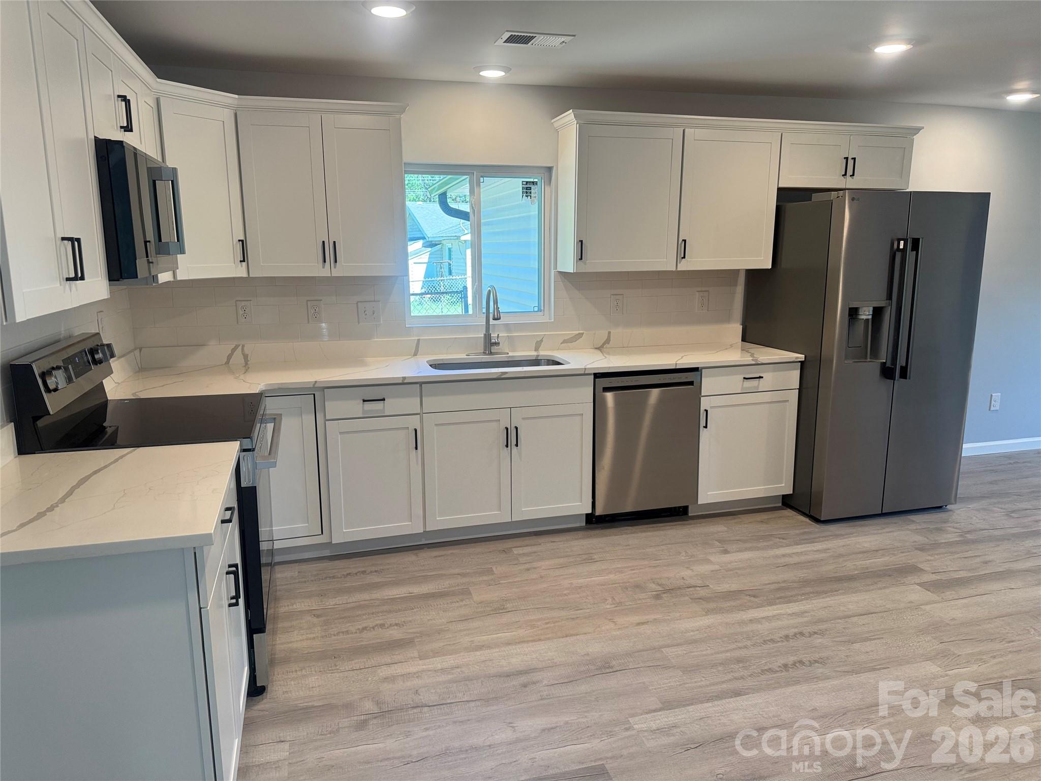 3812 Cliffside Road — Mooresboro