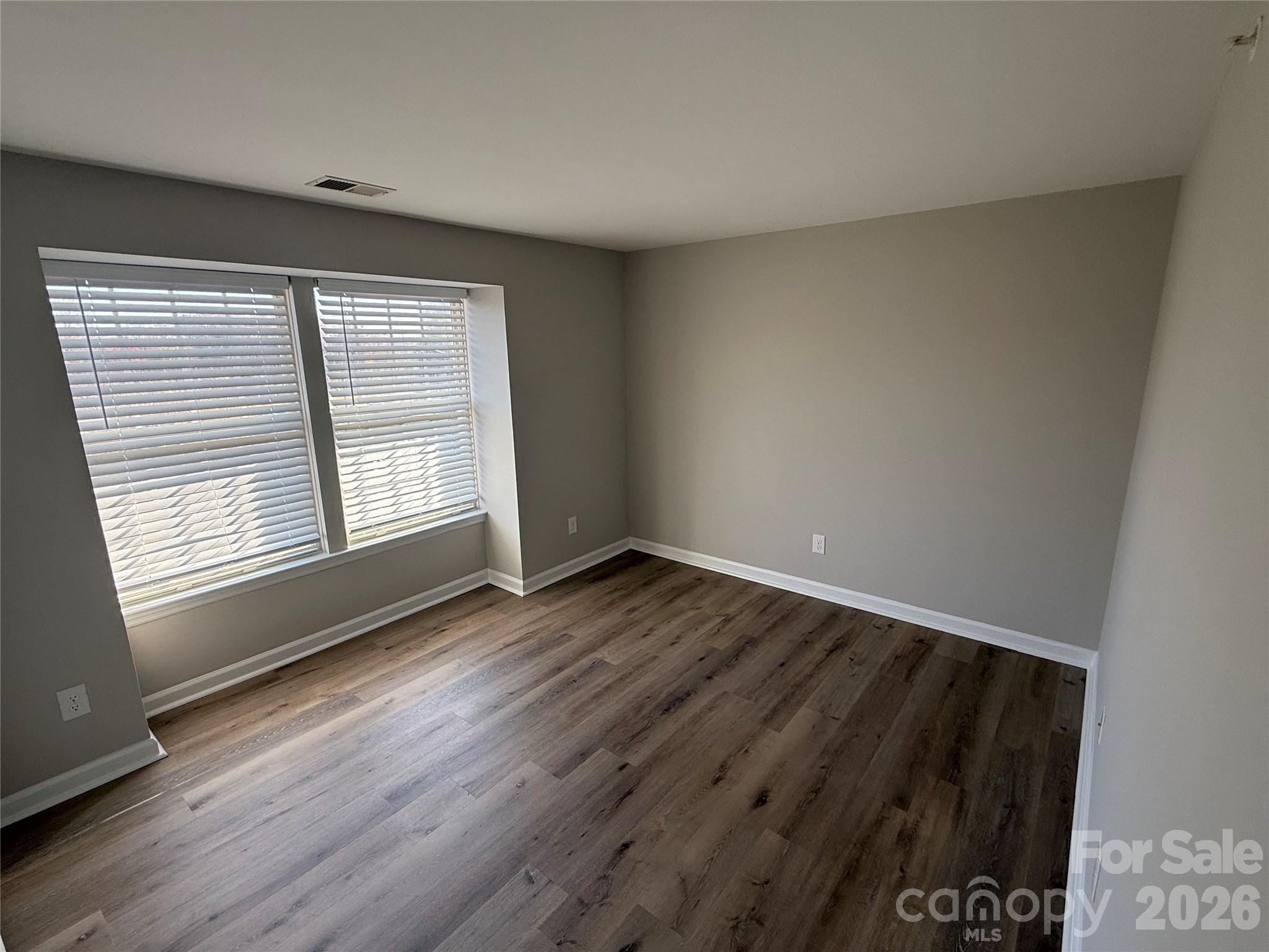 1604 Arlyn Circle #J — Charlotte
