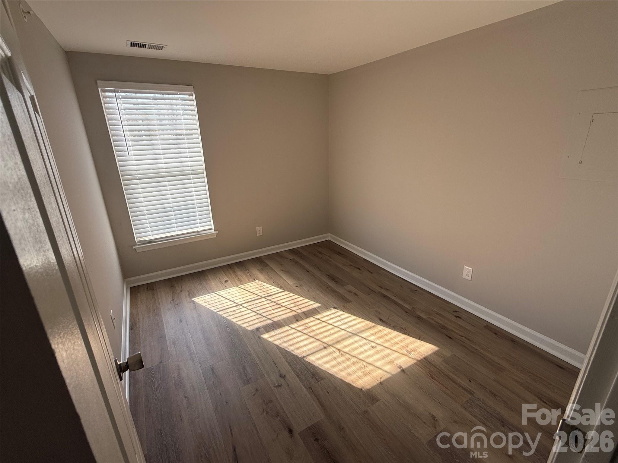 1604 Arlyn Circle #J — Charlotte