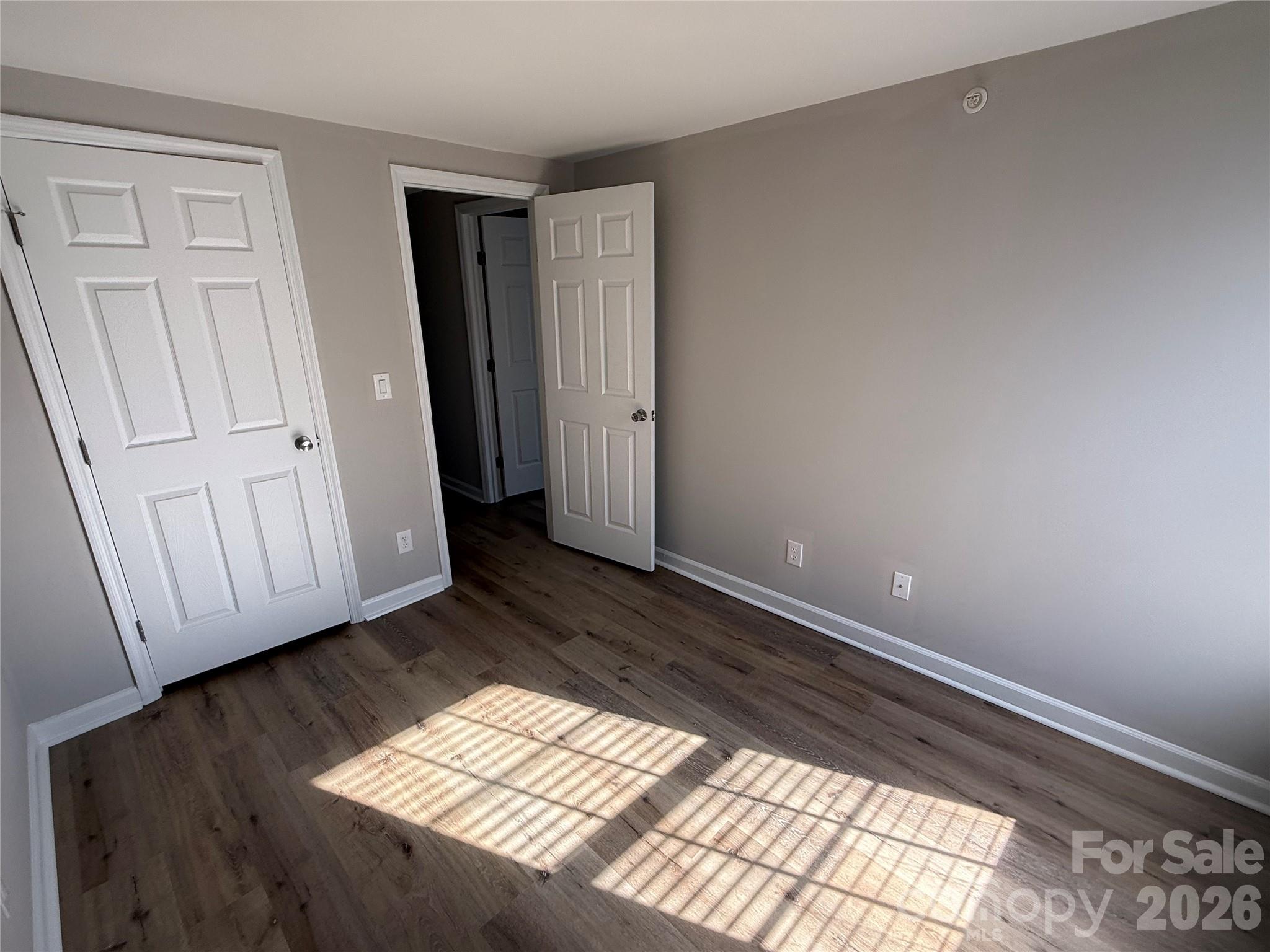 1604 Arlyn Circle #J — Charlotte