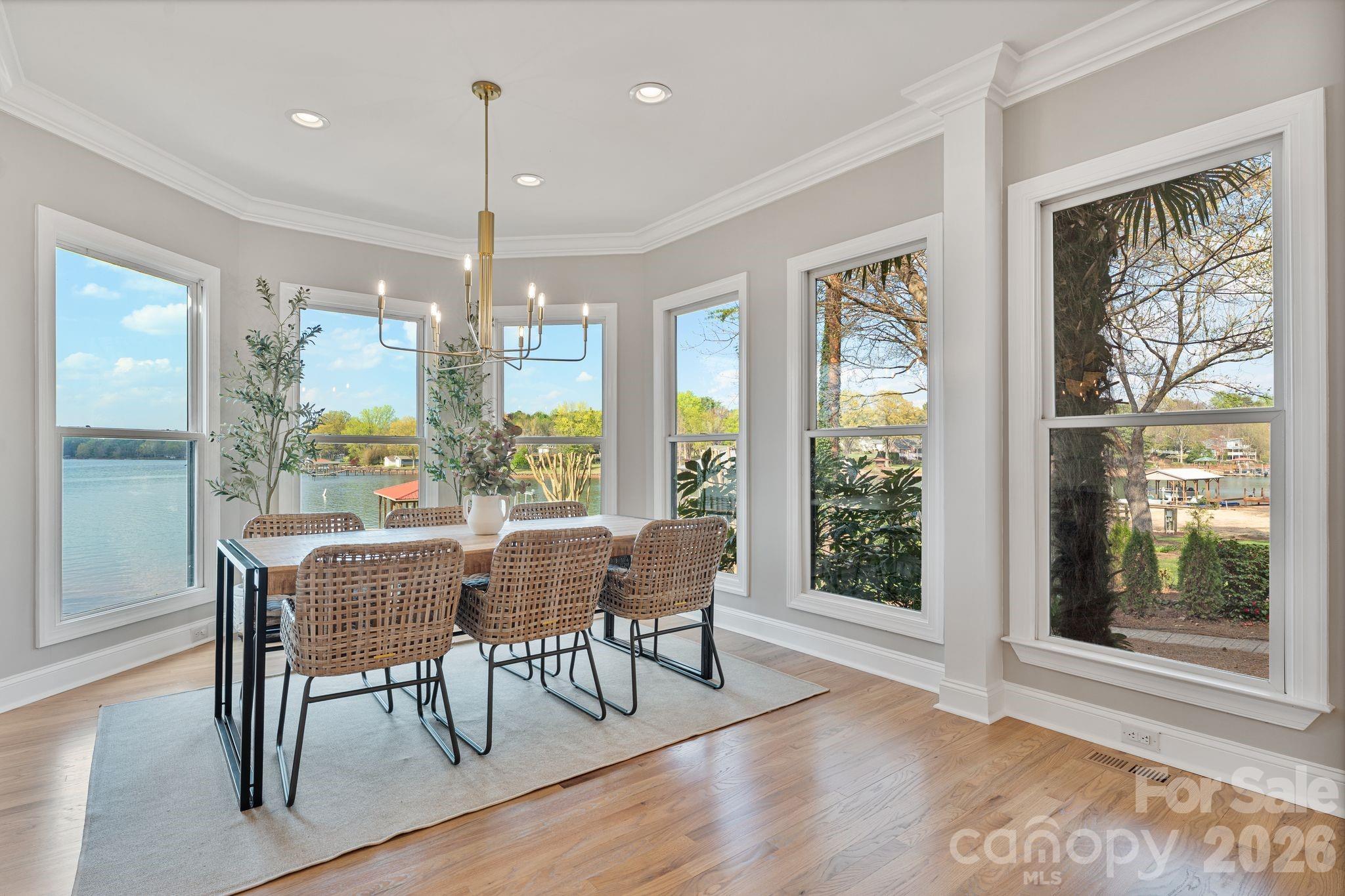182 Malibu Road — Mooresville
