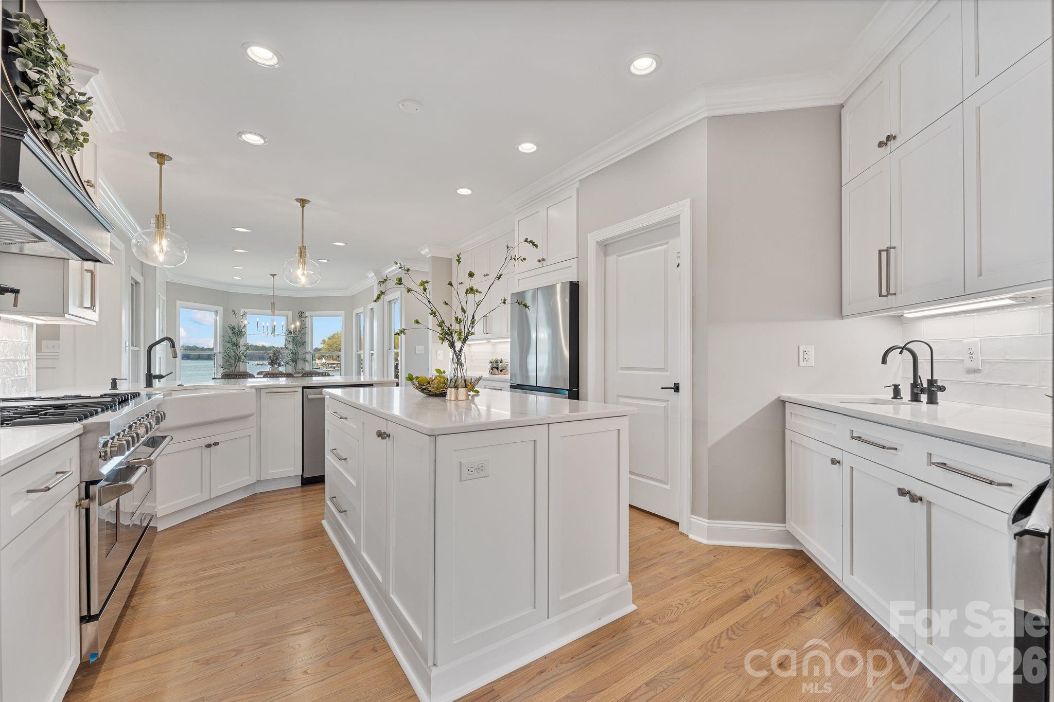 182 Malibu Road — Mooresville