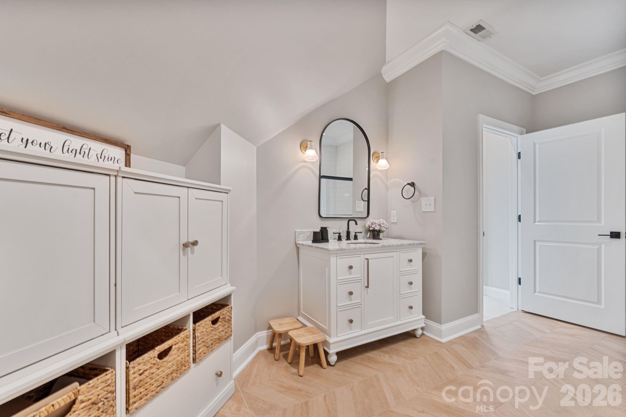 182 Malibu Road — Mooresville