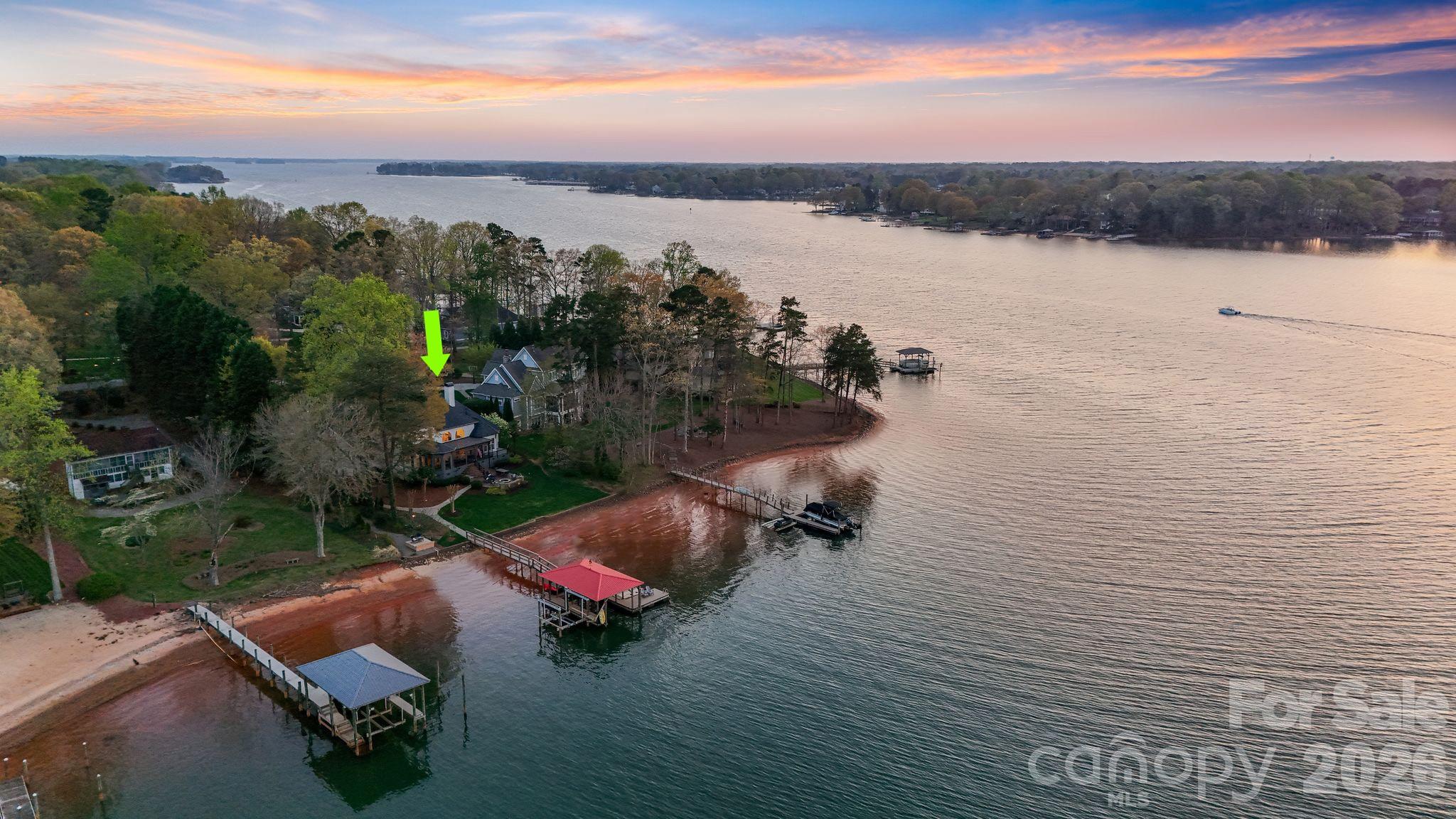 182 Malibu Road — Mooresville