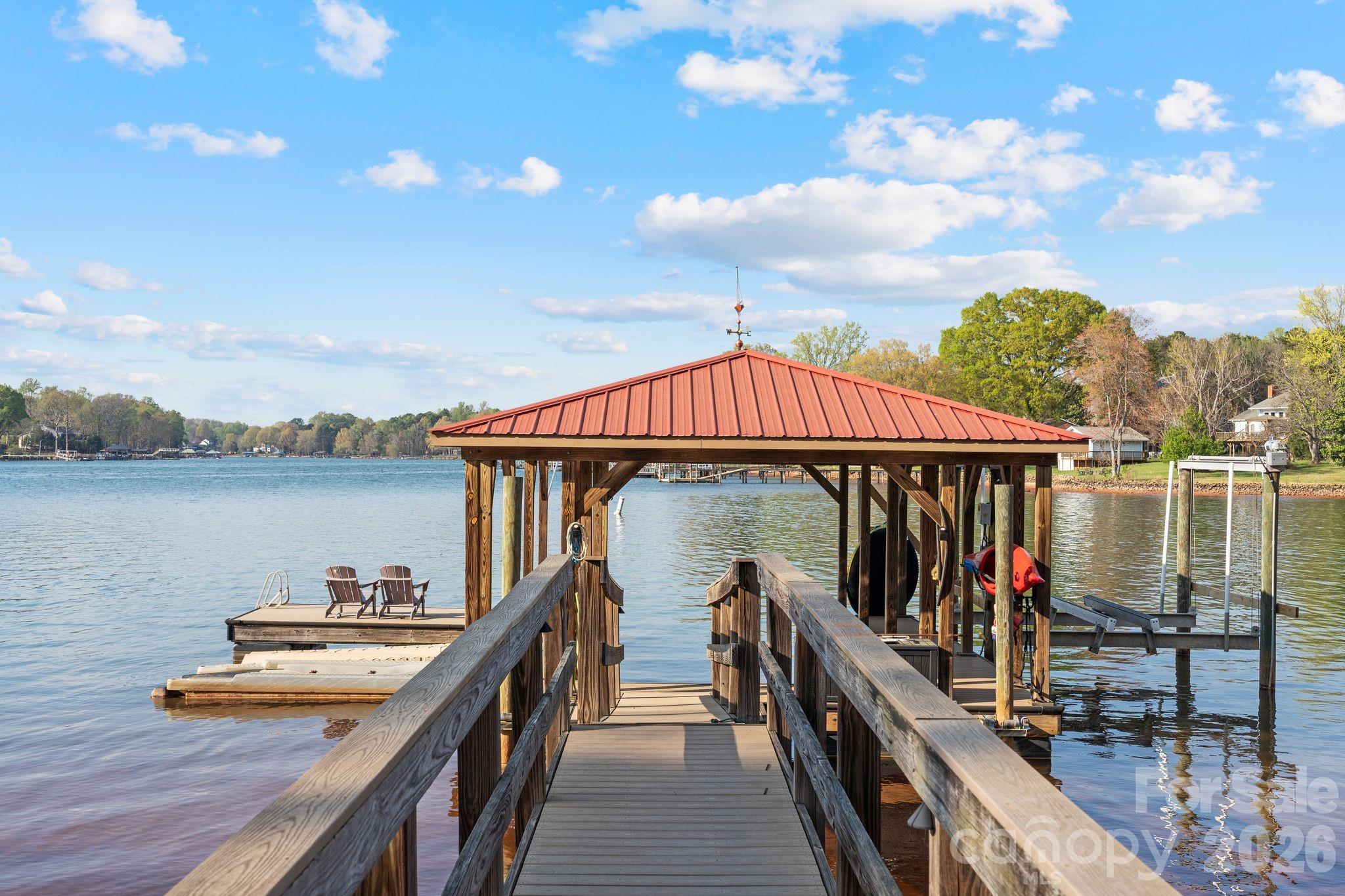 182 Malibu Road — Mooresville