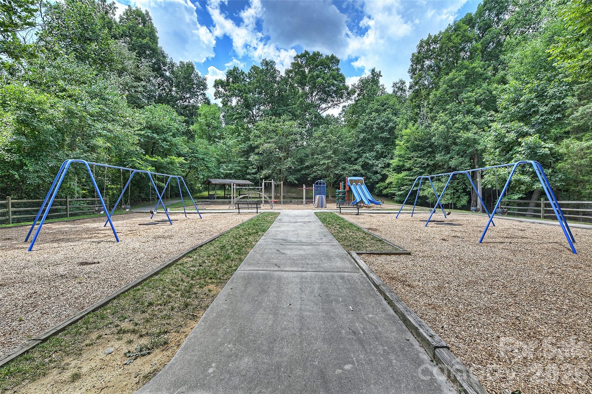6311 Tunston Lane — Charlotte