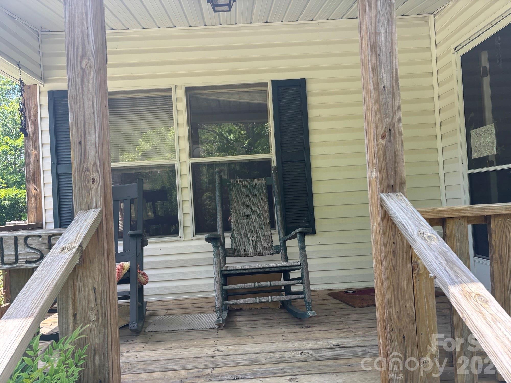 130 Wid Smith Road — Burnsville