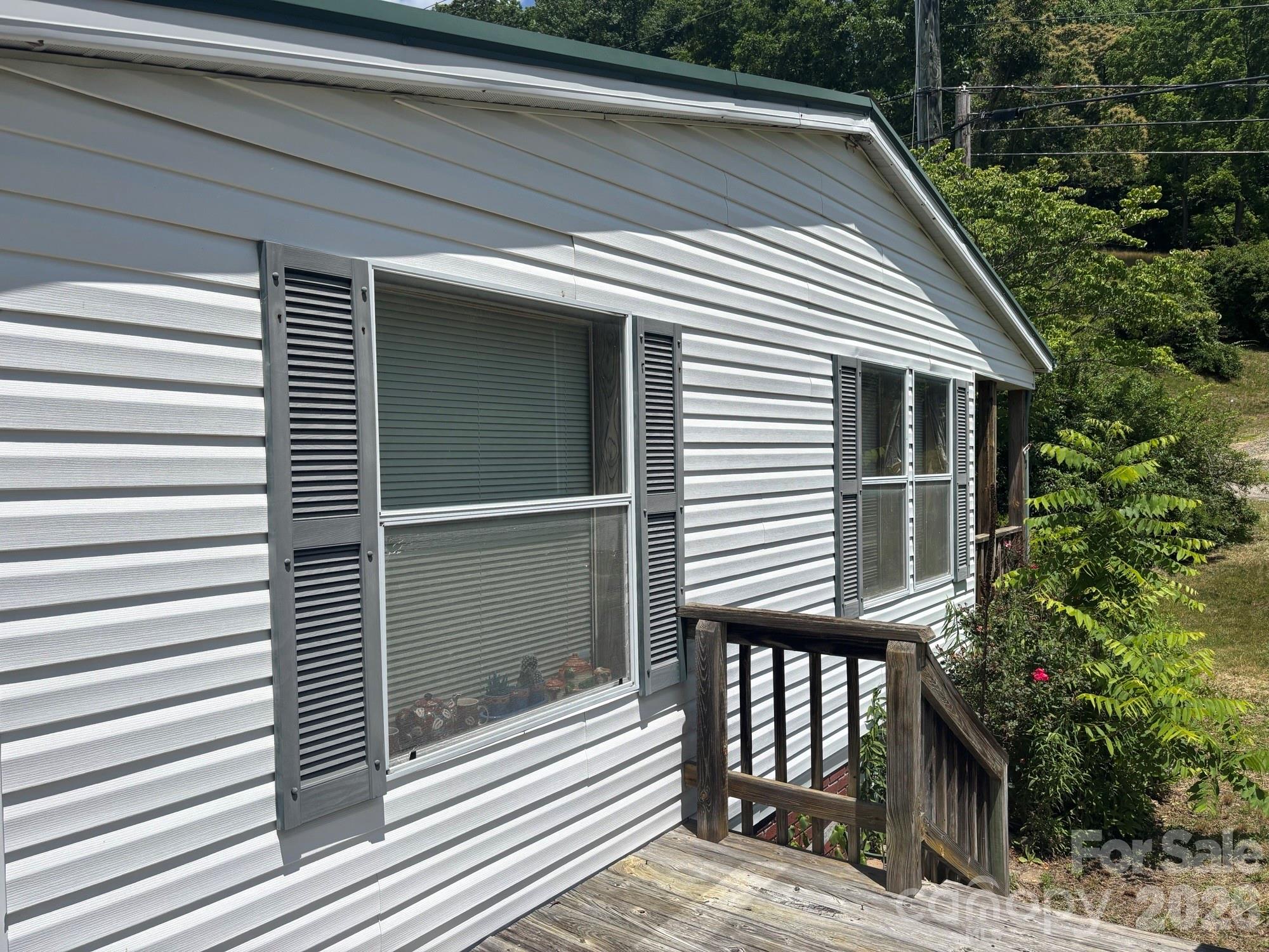 130 Wid Smith Road — Burnsville