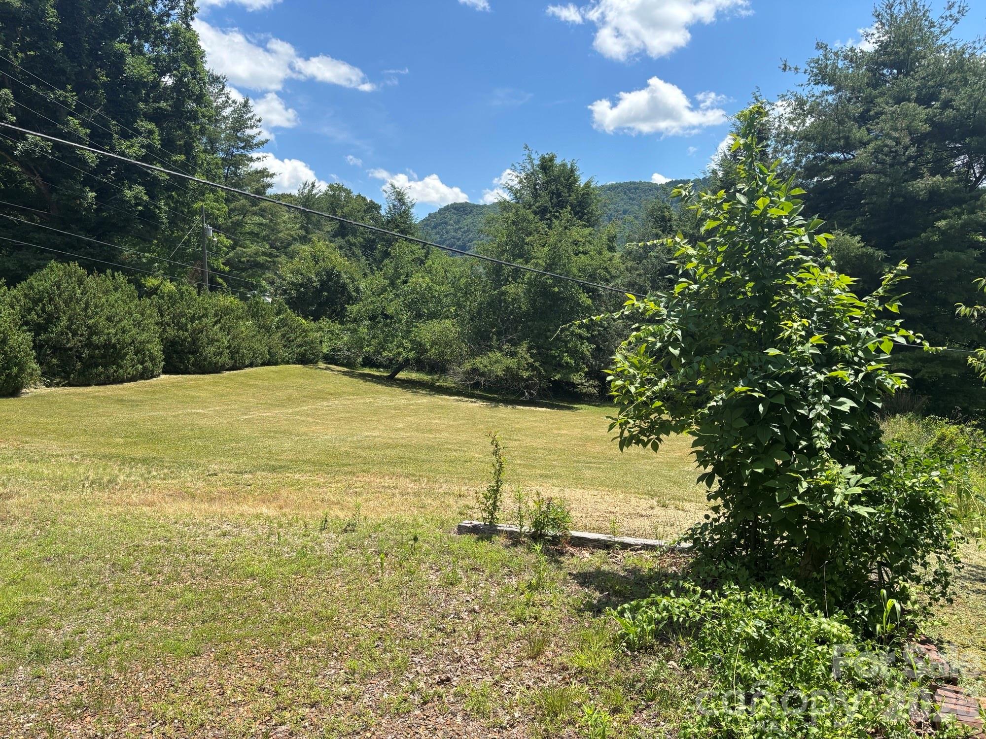 130 Wid Smith Road — Burnsville