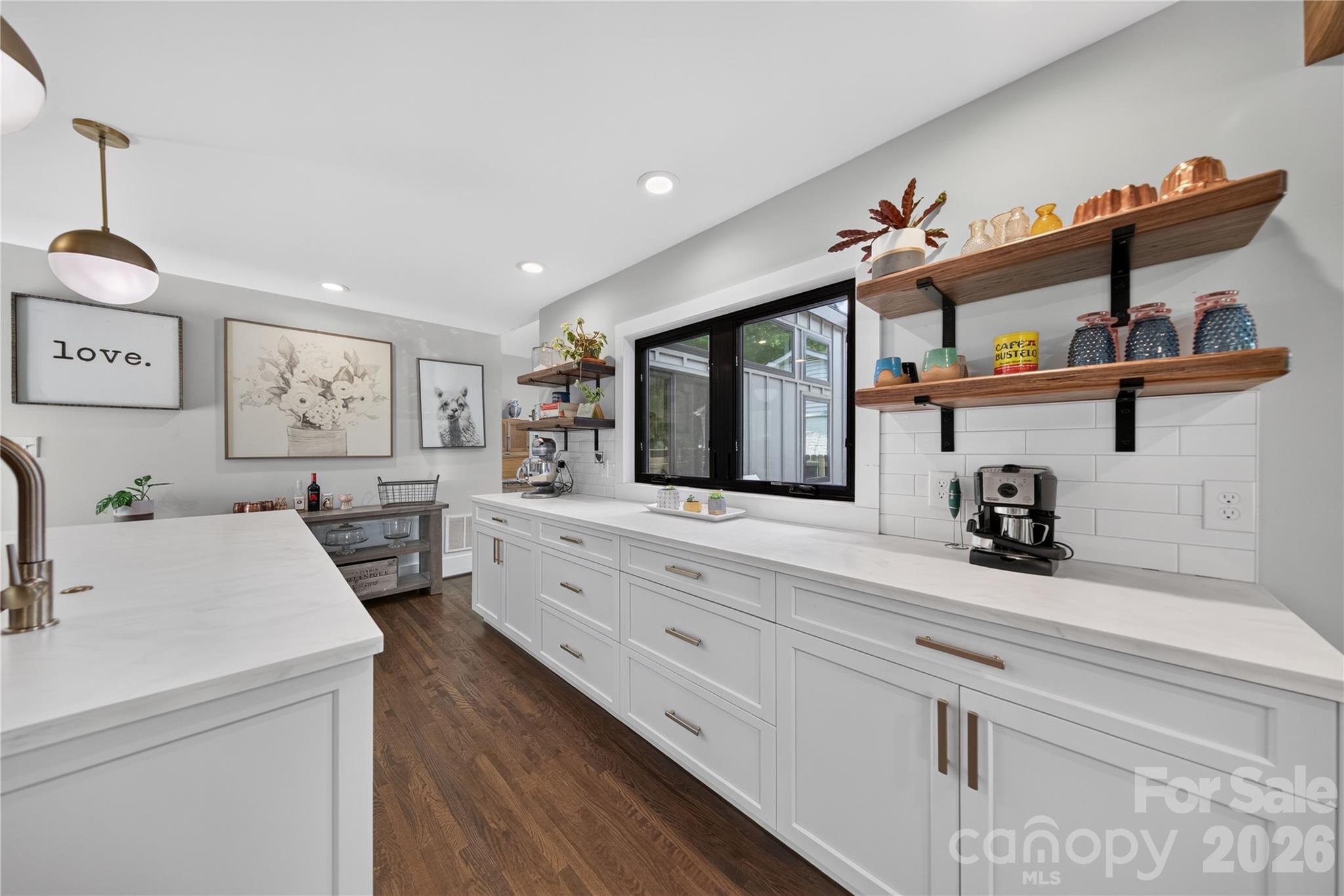 1721 Merry Oaks Road — Charlotte