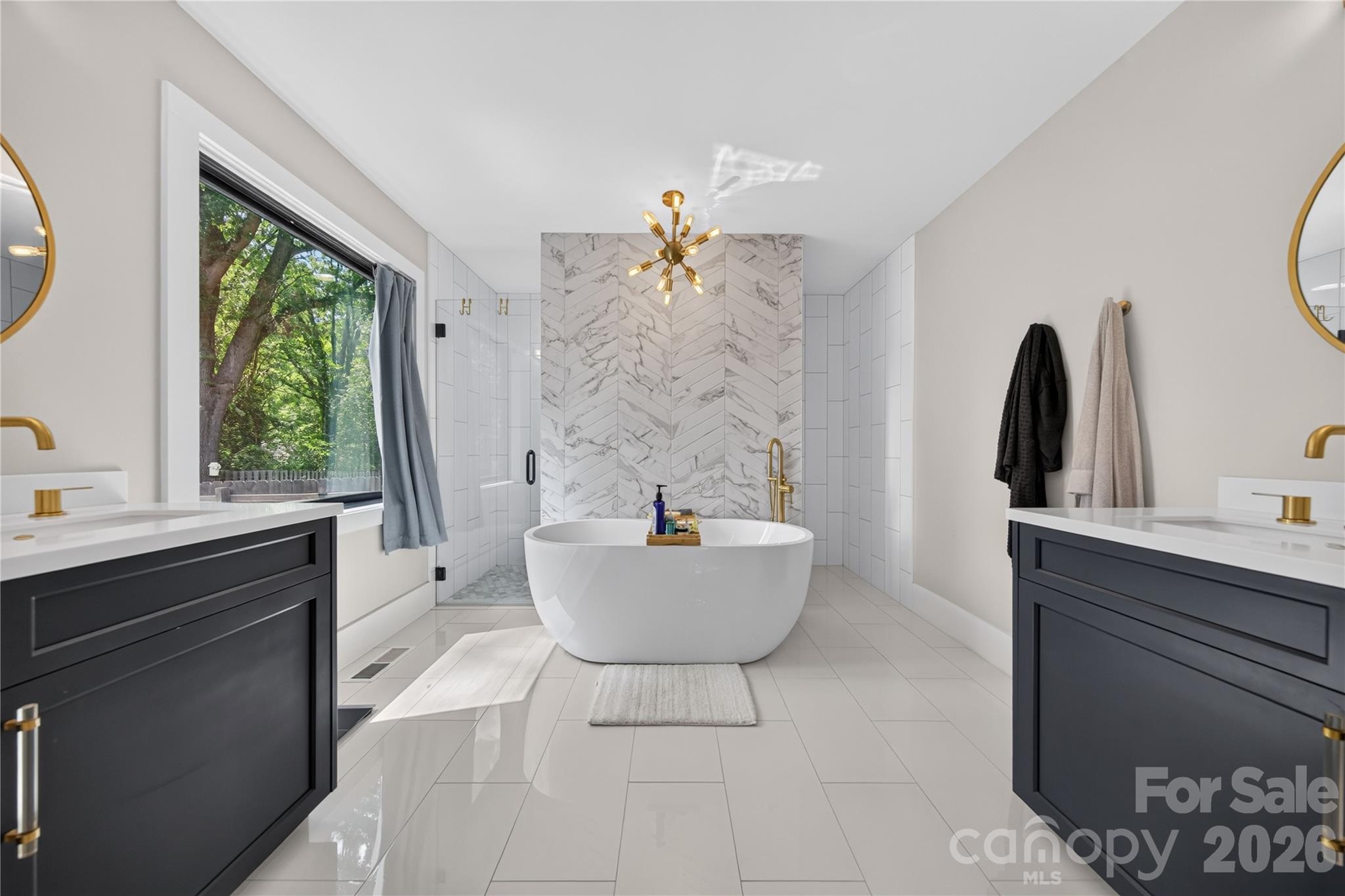 1721 Merry Oaks Road — Charlotte