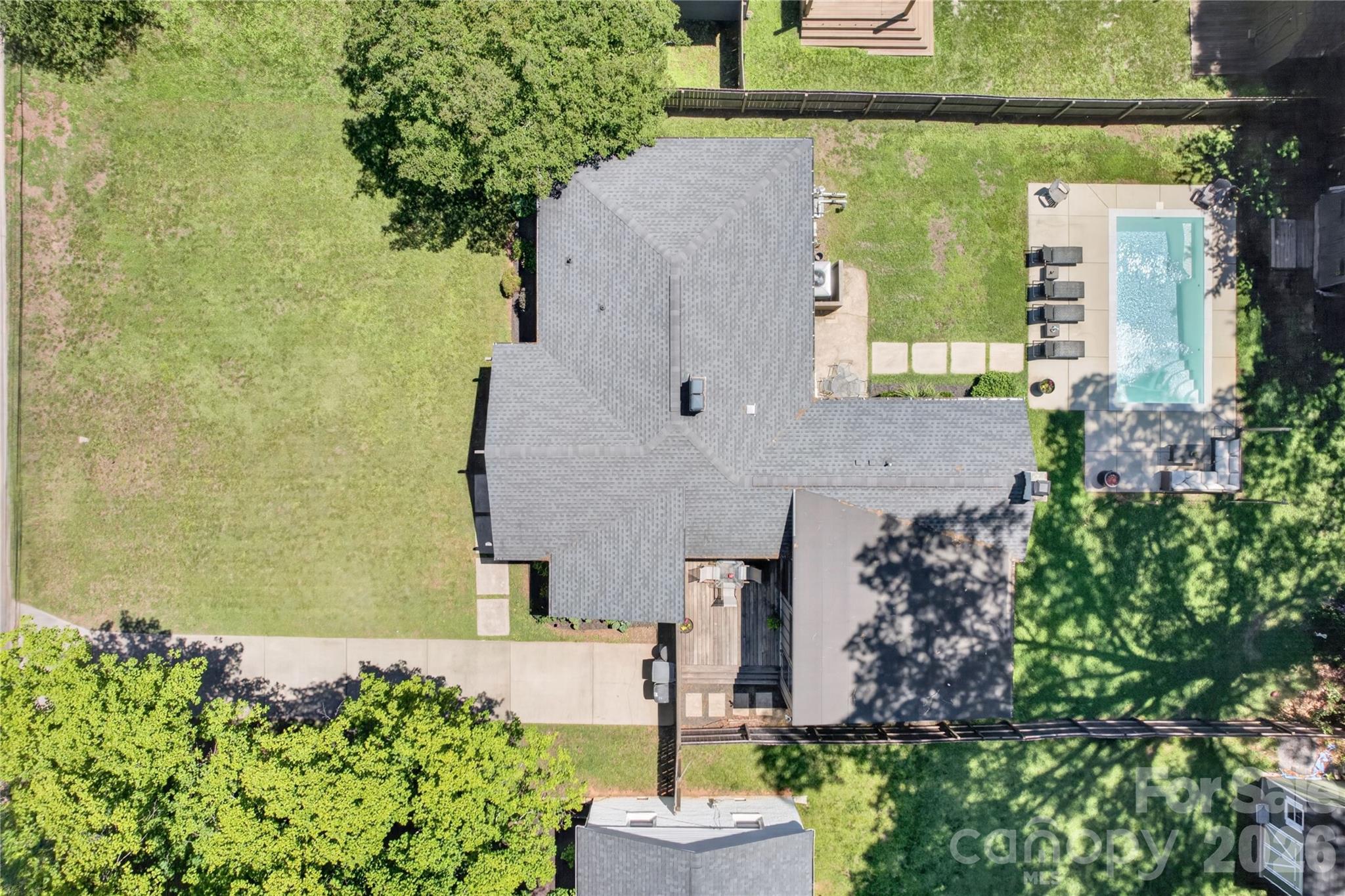 1721 Merry Oaks Road — Charlotte