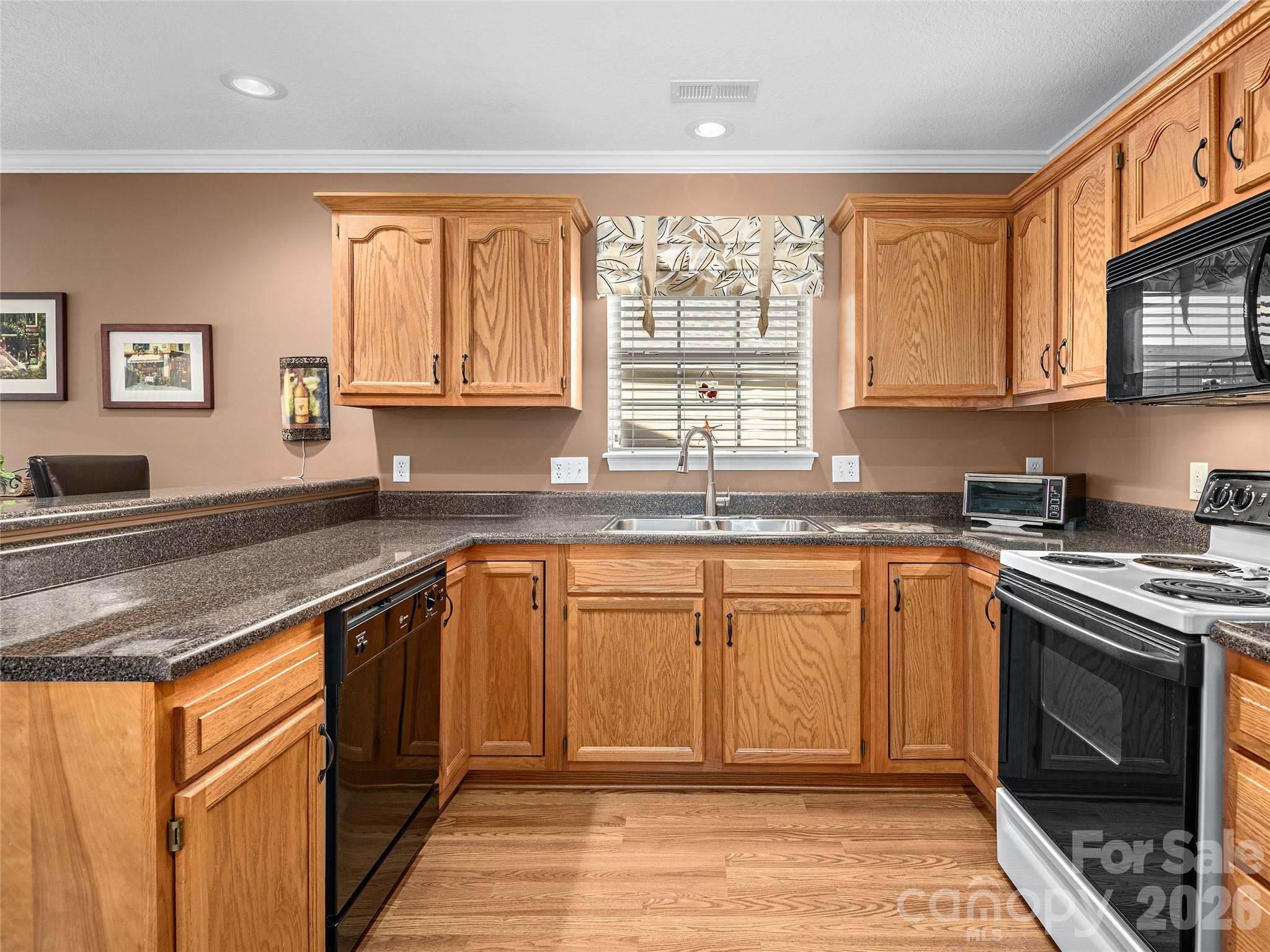 15 Willowick Drive — Asheville