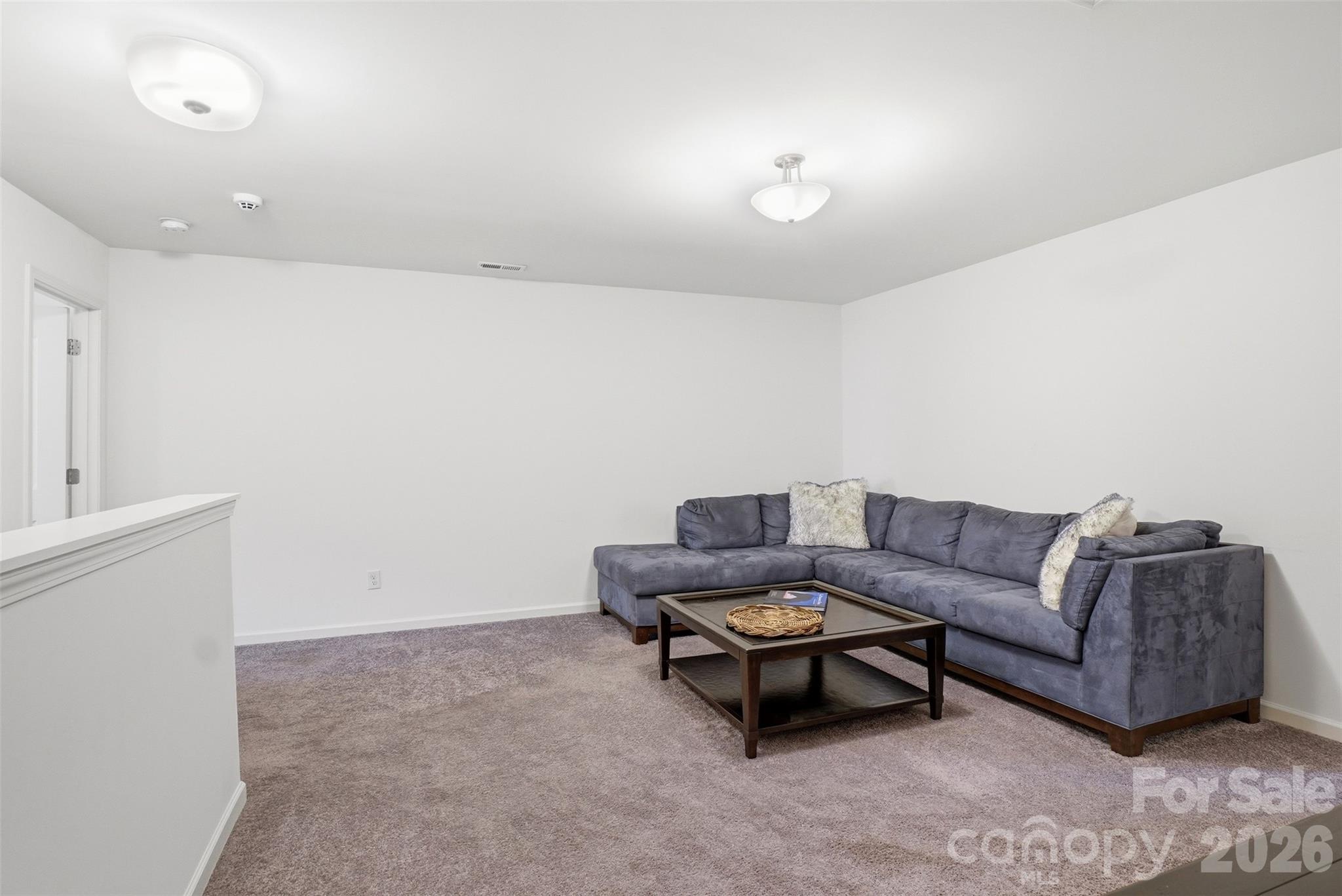 6500 Kinder Lane — Lancaster