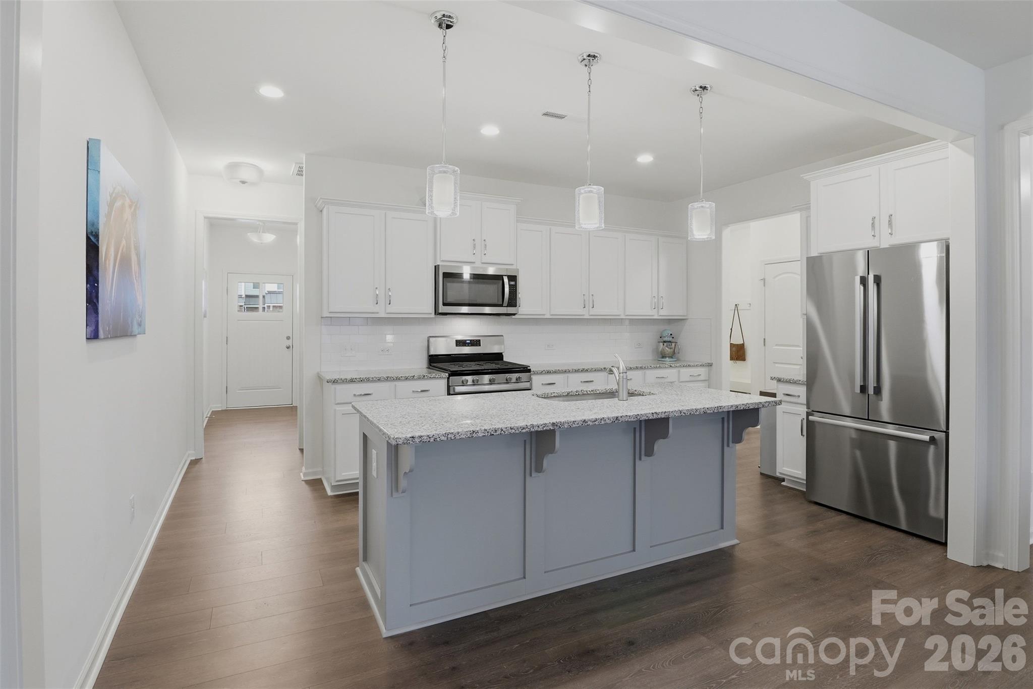 6500 Kinder Lane — Lancaster