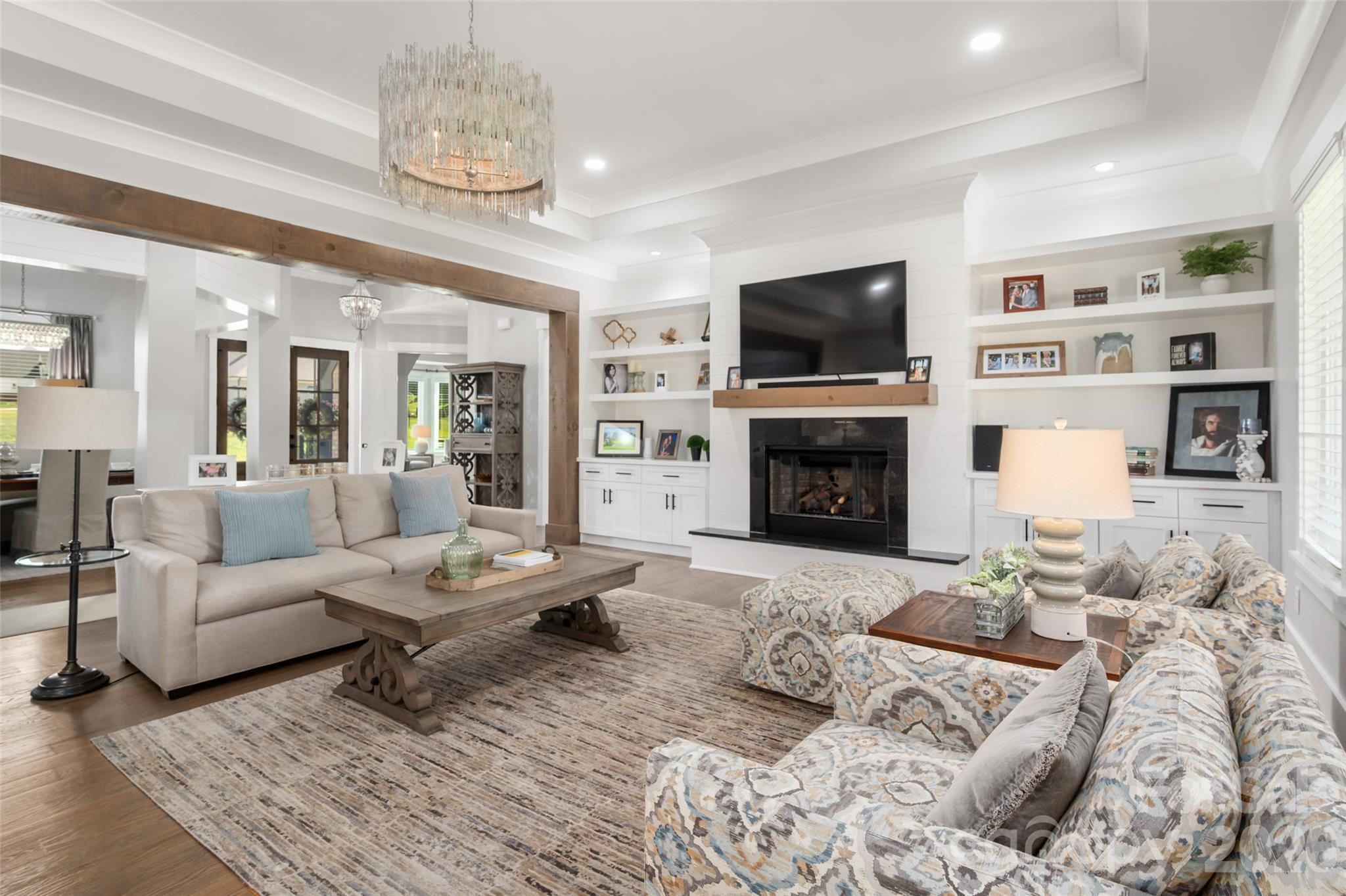 10035 Whispering Falls Avenue — Charlotte