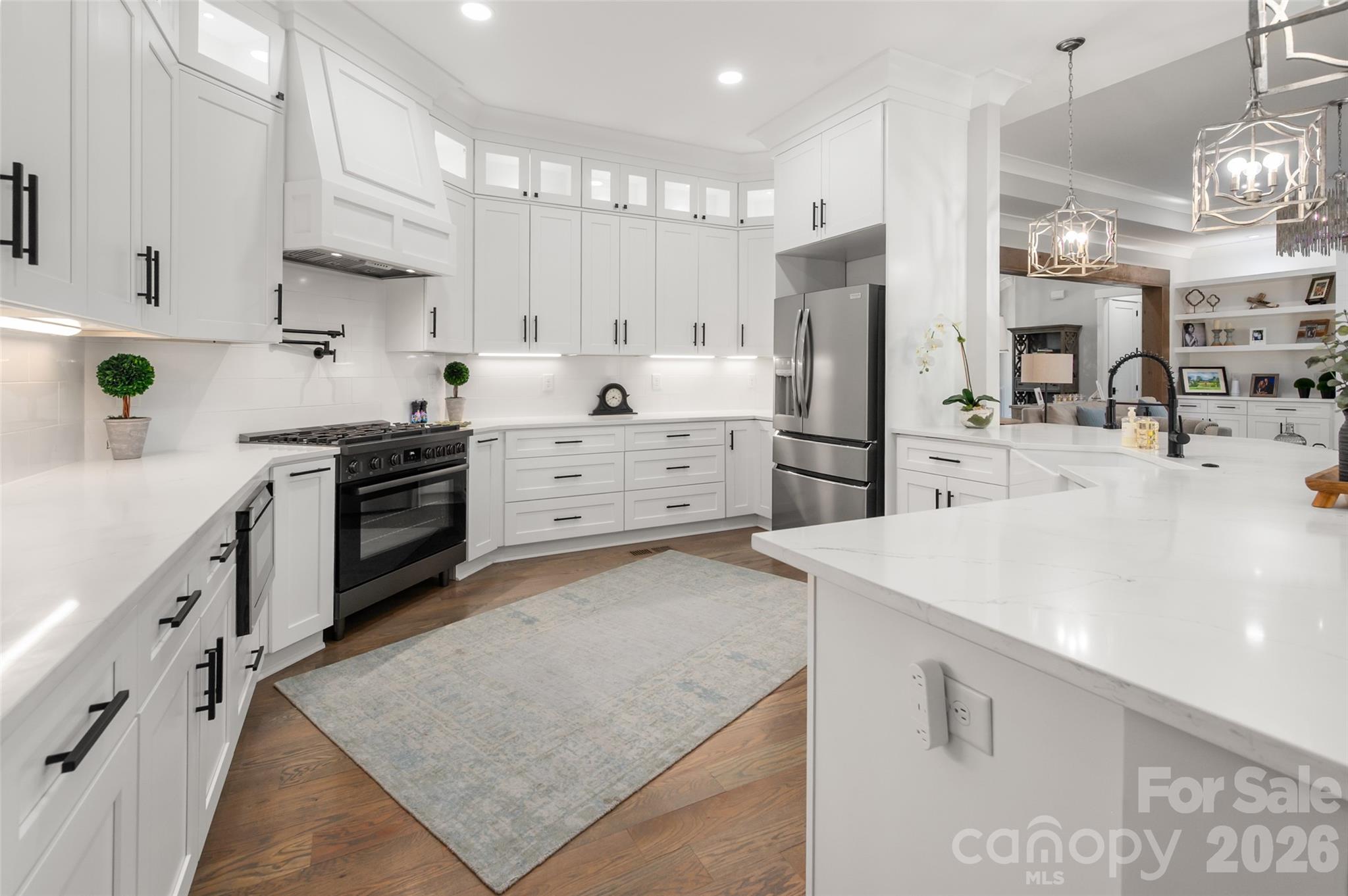 10035 Whispering Falls Avenue — Charlotte