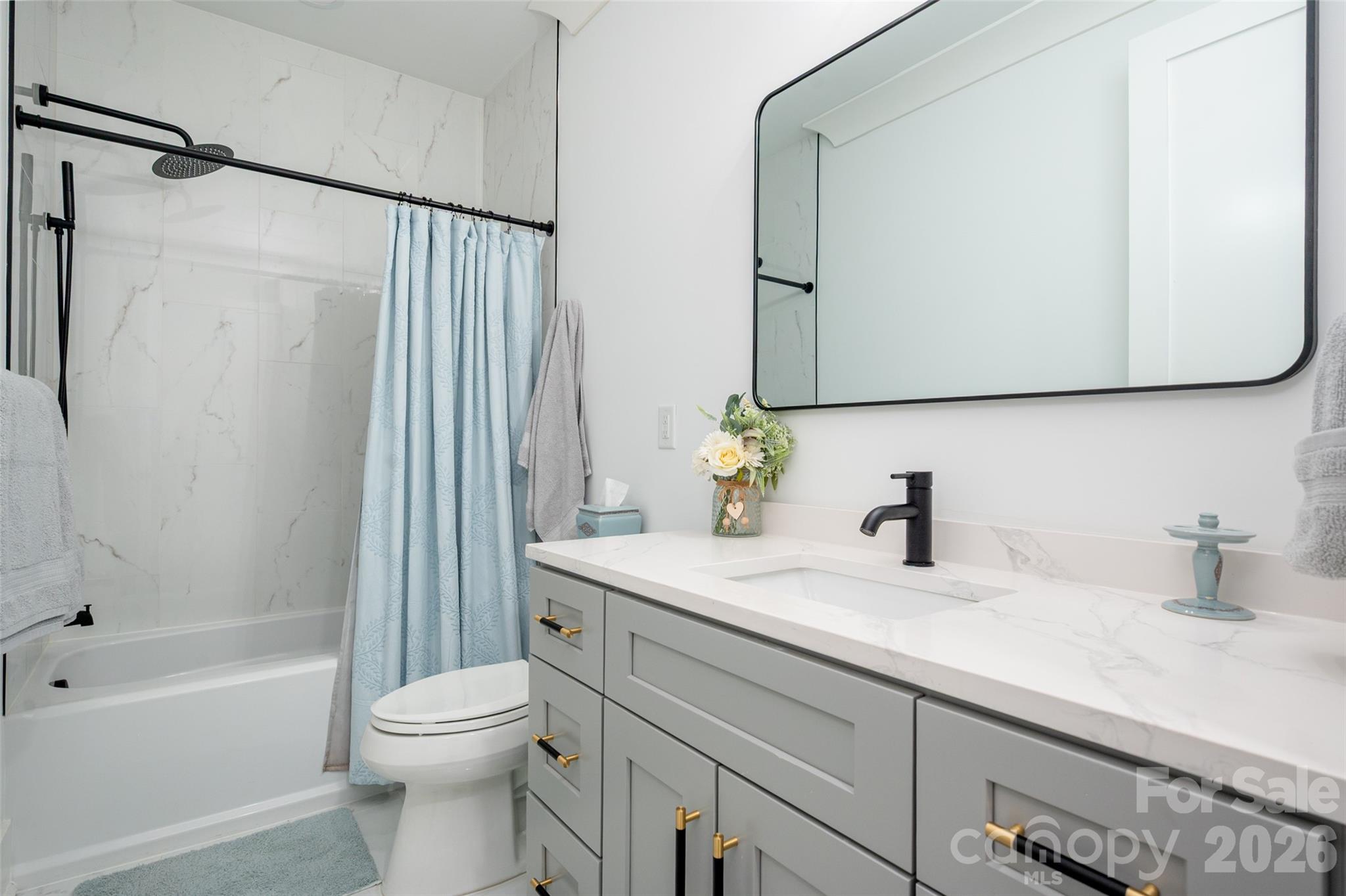 10035 Whispering Falls Avenue — Charlotte