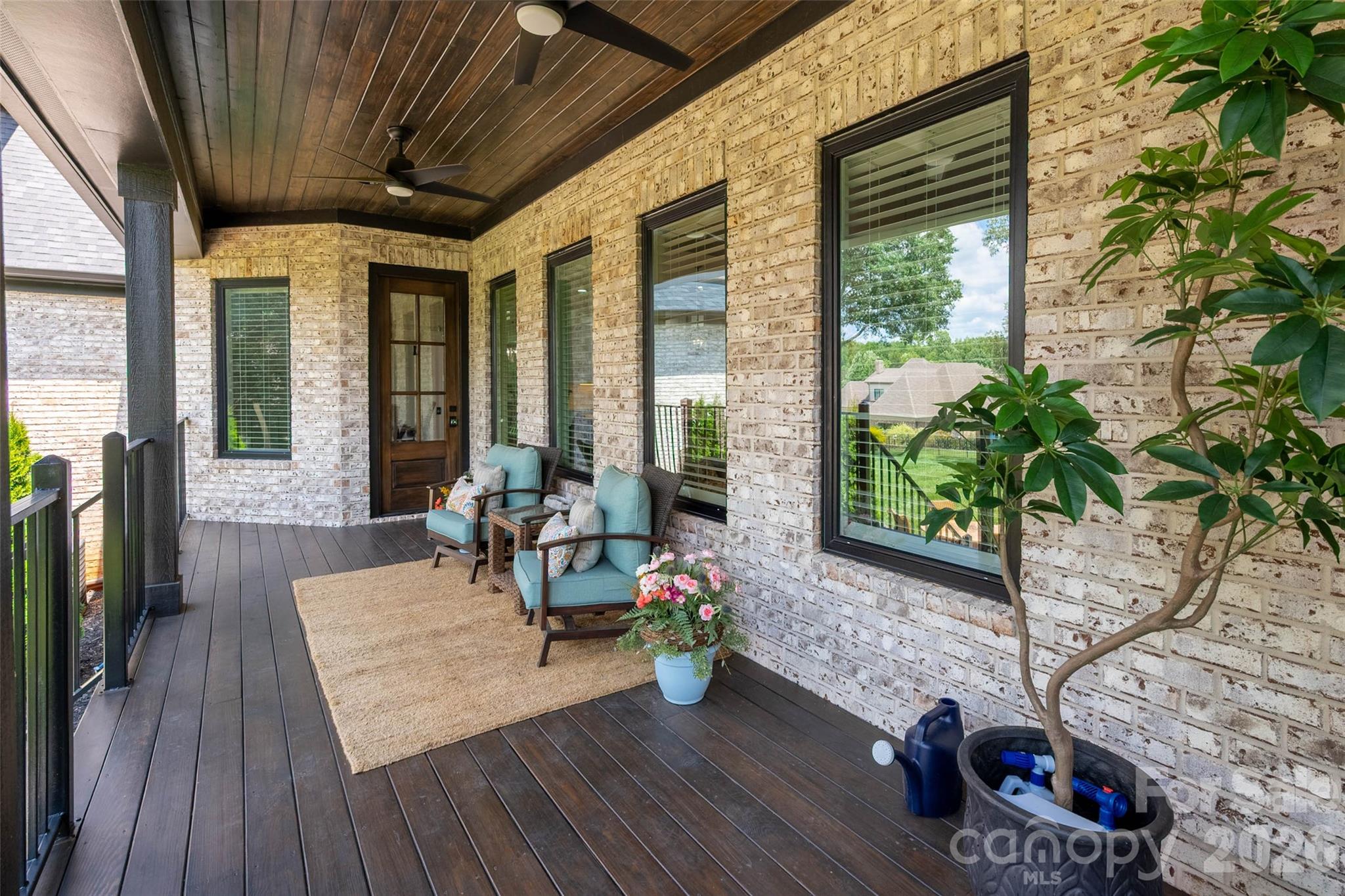 10035 Whispering Falls Avenue — Charlotte
