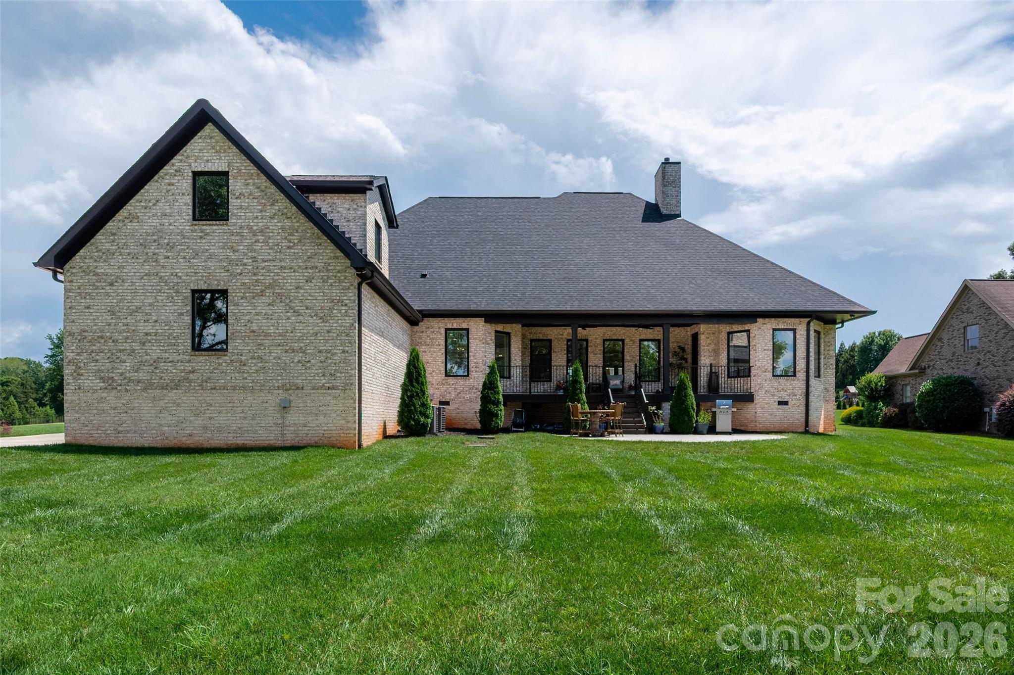 10035 Whispering Falls Avenue — Charlotte