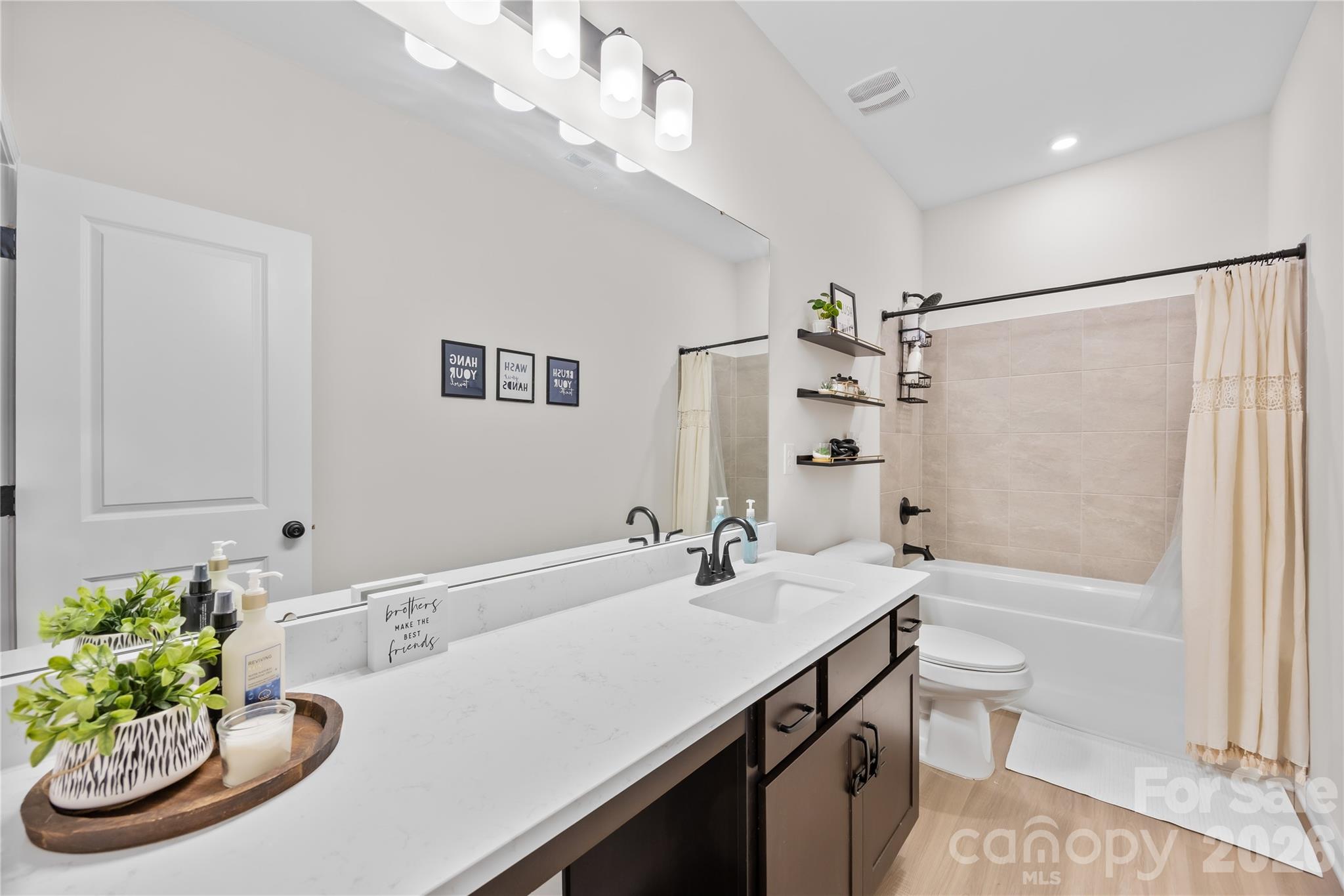 6230 Gala Lane — Charlotte