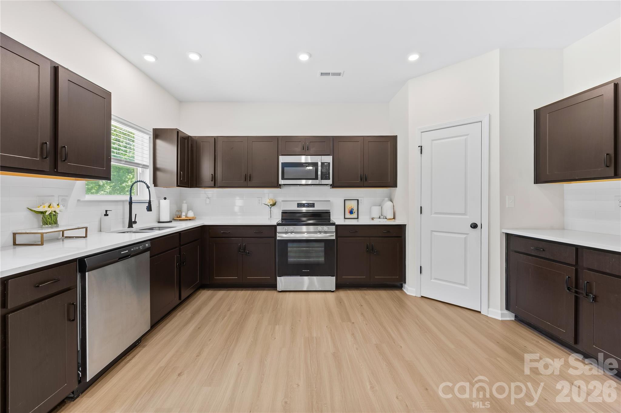 6230 Gala Lane — Charlotte