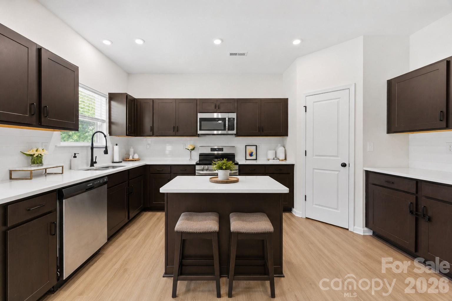 6230 Gala Lane — Charlotte
