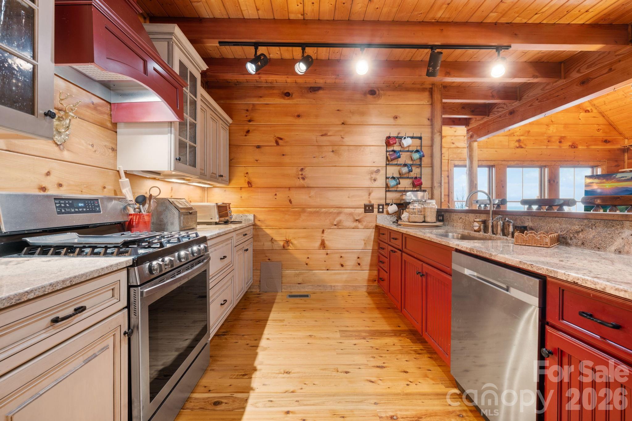 635 Acorn Nvno — Zionville