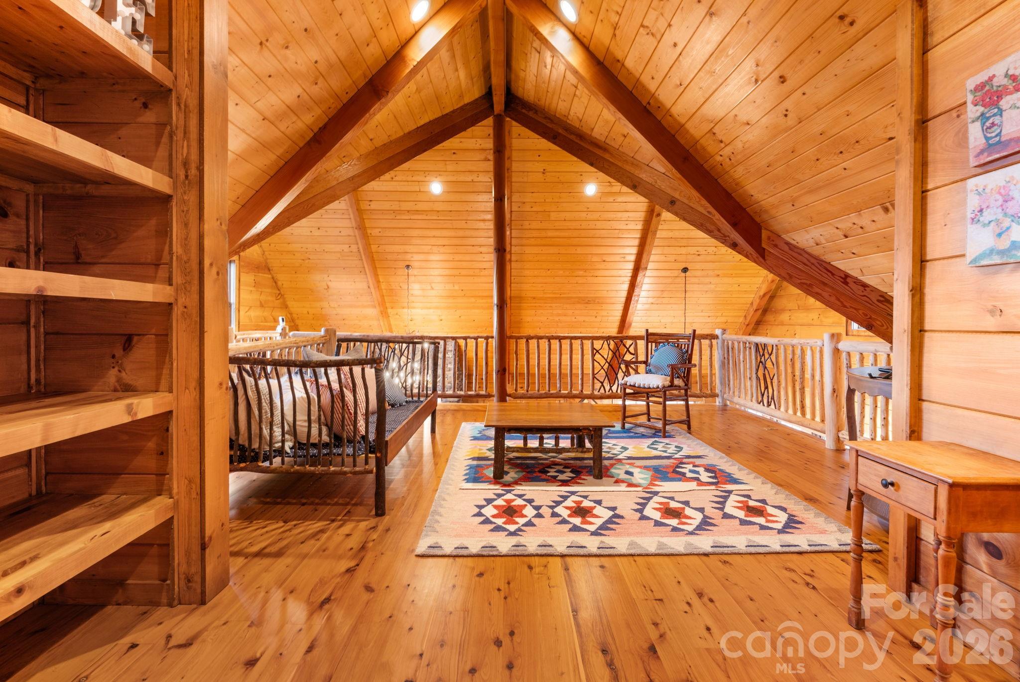635 Acorn Nvno — Zionville