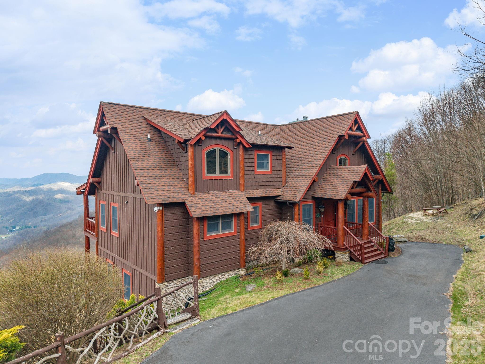 635 Acorn Nvno — Zionville