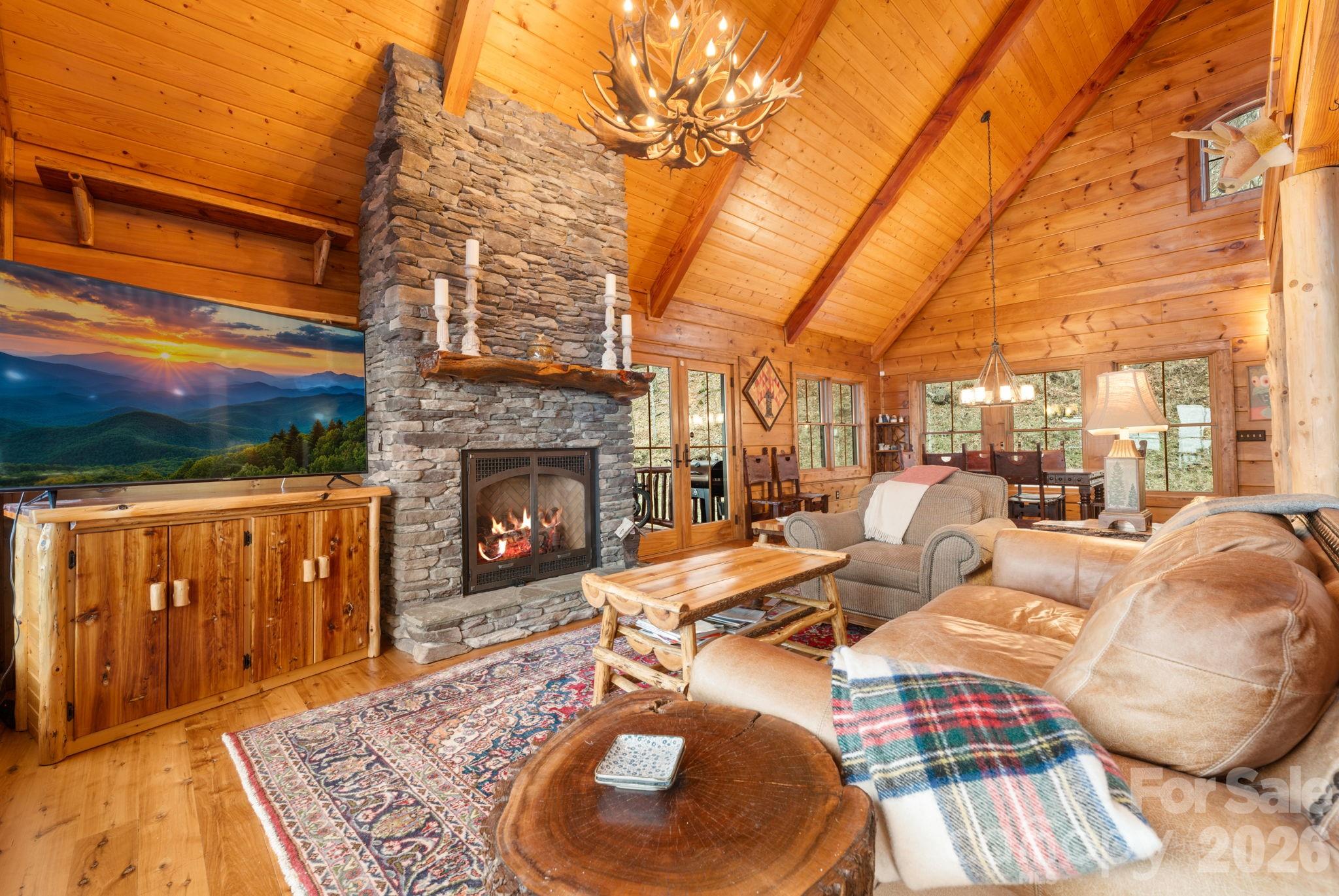635 Acorn Nvno — Zionville