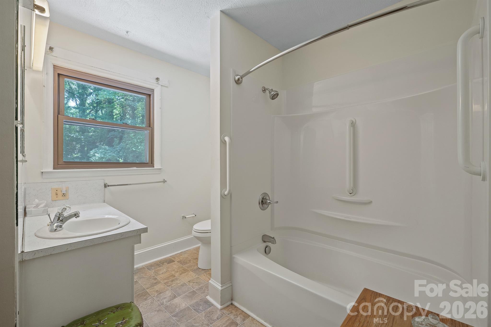 1505 Kingston Drive — Kannapolis