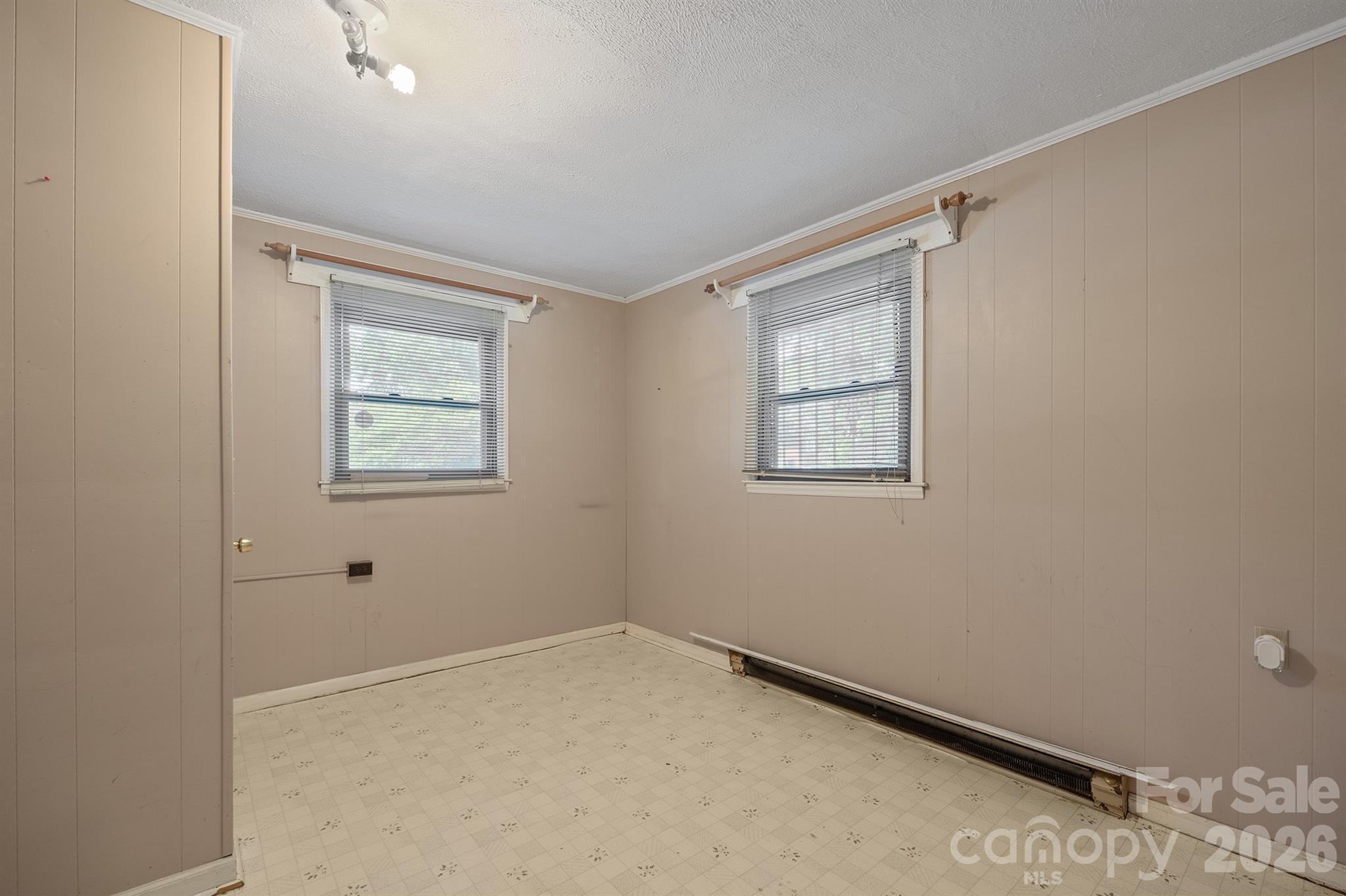1505 Kingston Drive — Kannapolis