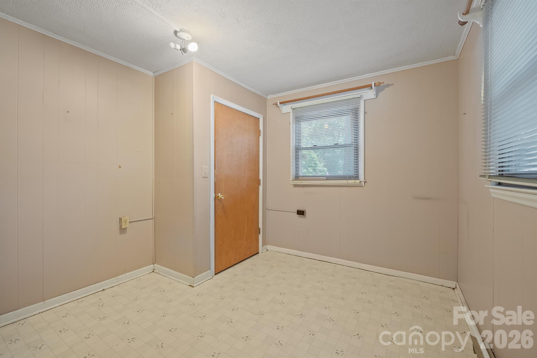 1505 Kingston Drive — Kannapolis