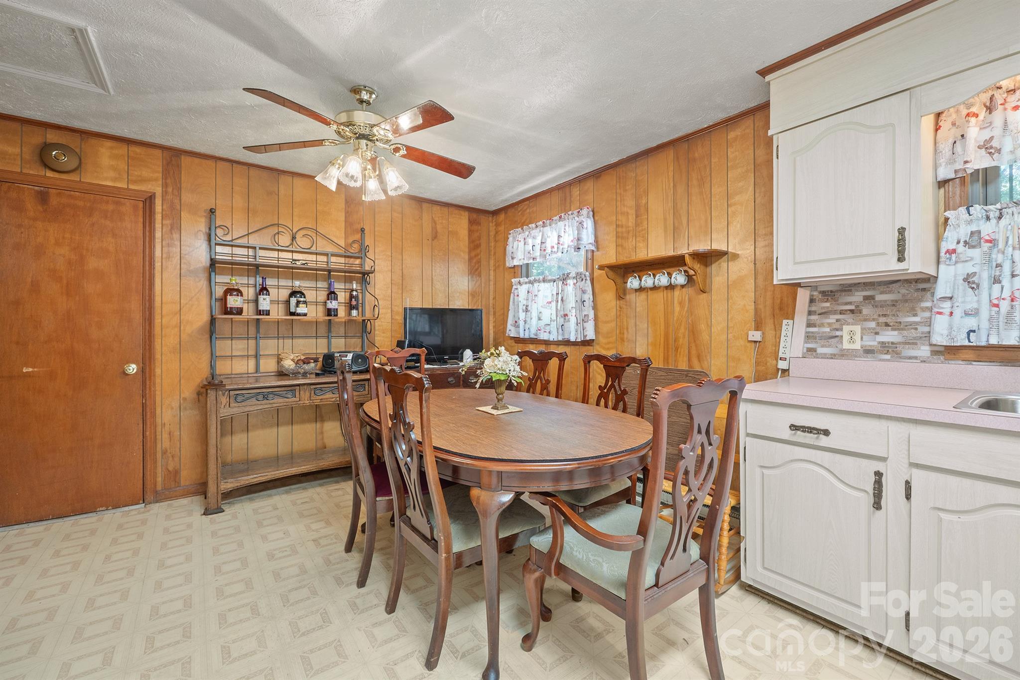 1505 Kingston Drive — Kannapolis