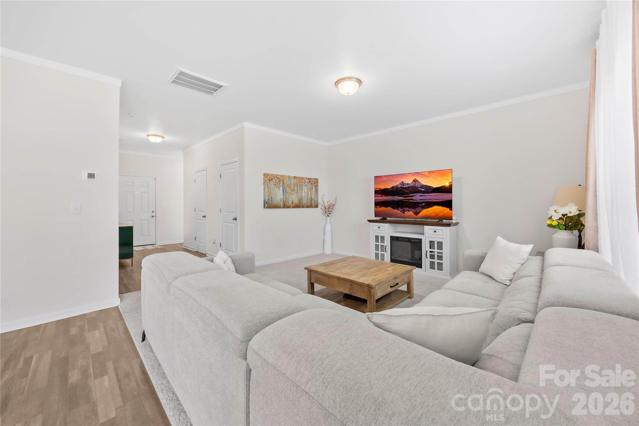 8131 Jonagold Lane — Charlotte