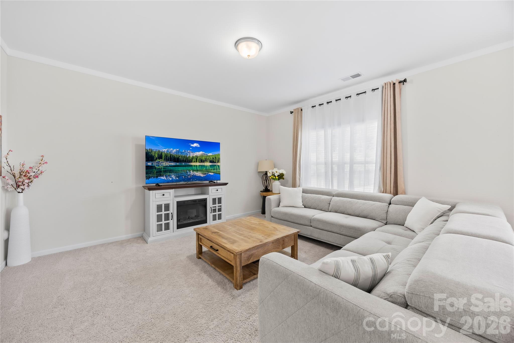 8131 Jonagold Lane — Charlotte