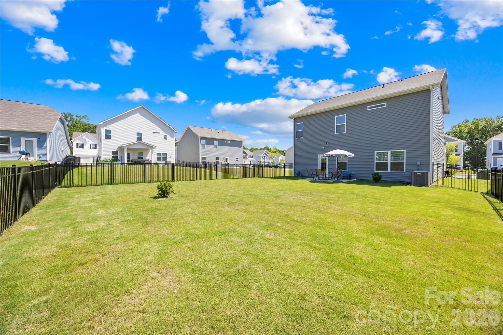 8131 Jonagold Lane — Charlotte