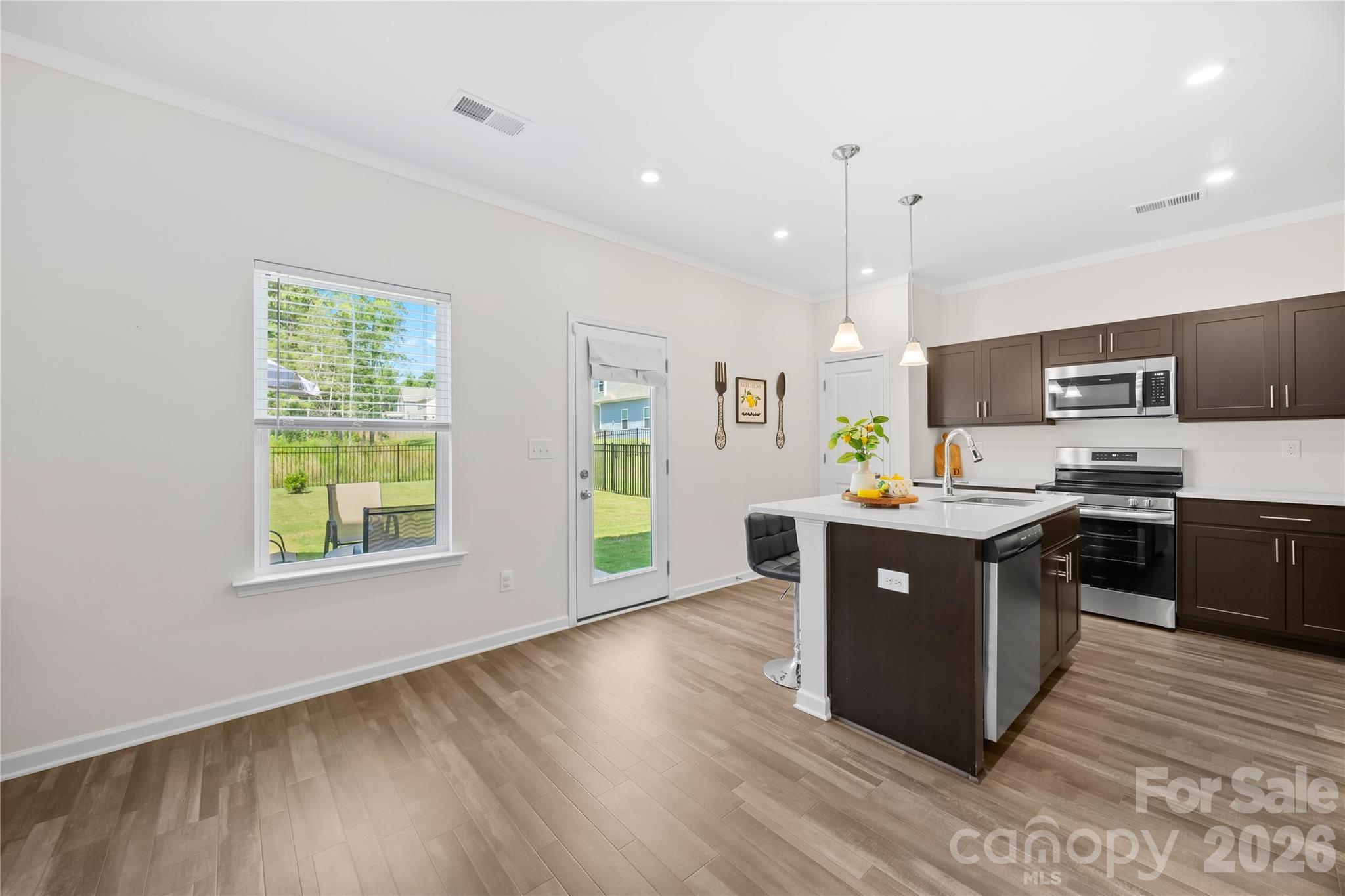 8131 Jonagold Lane — Charlotte