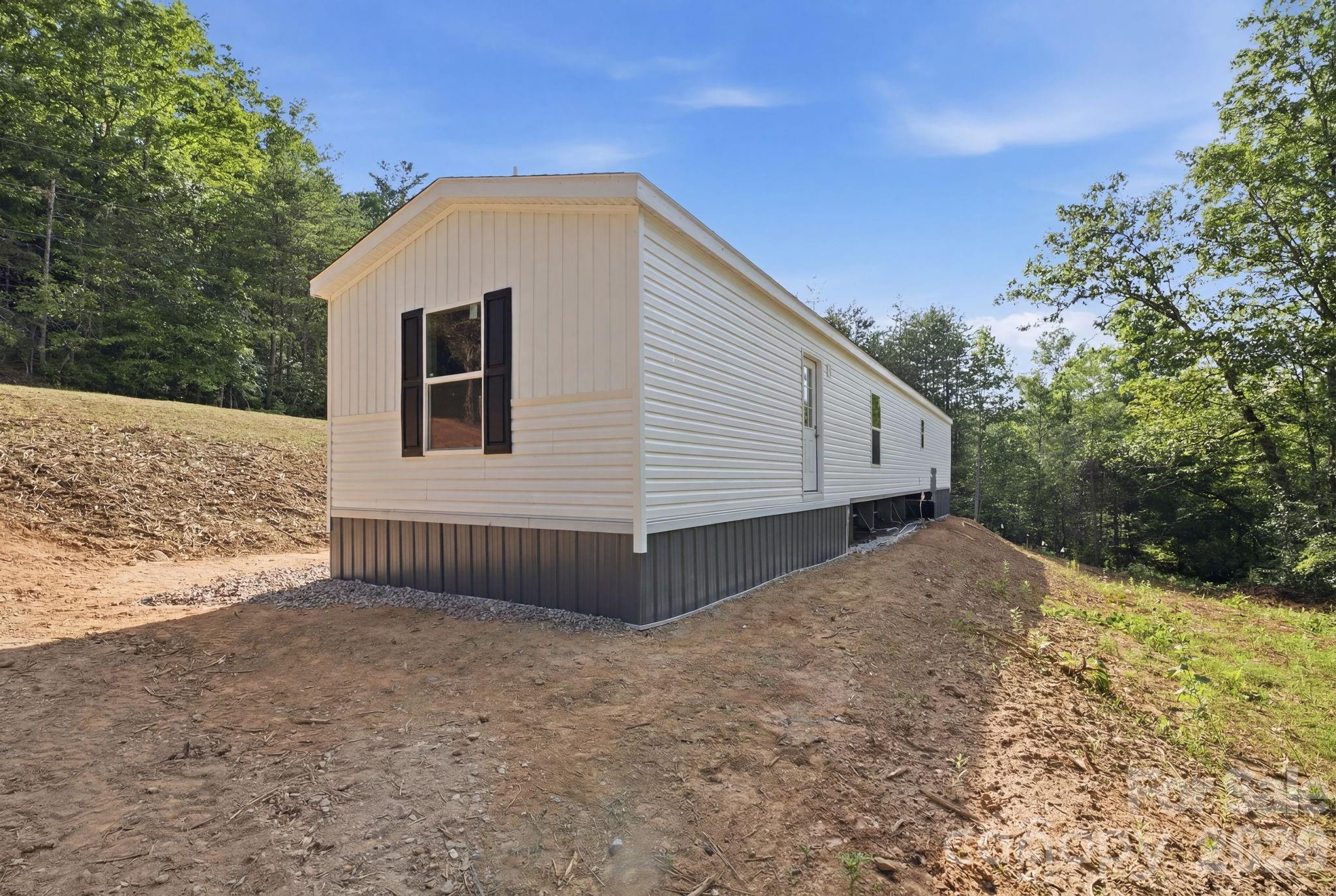 7499 Virginia Ridge — Connelly Springs