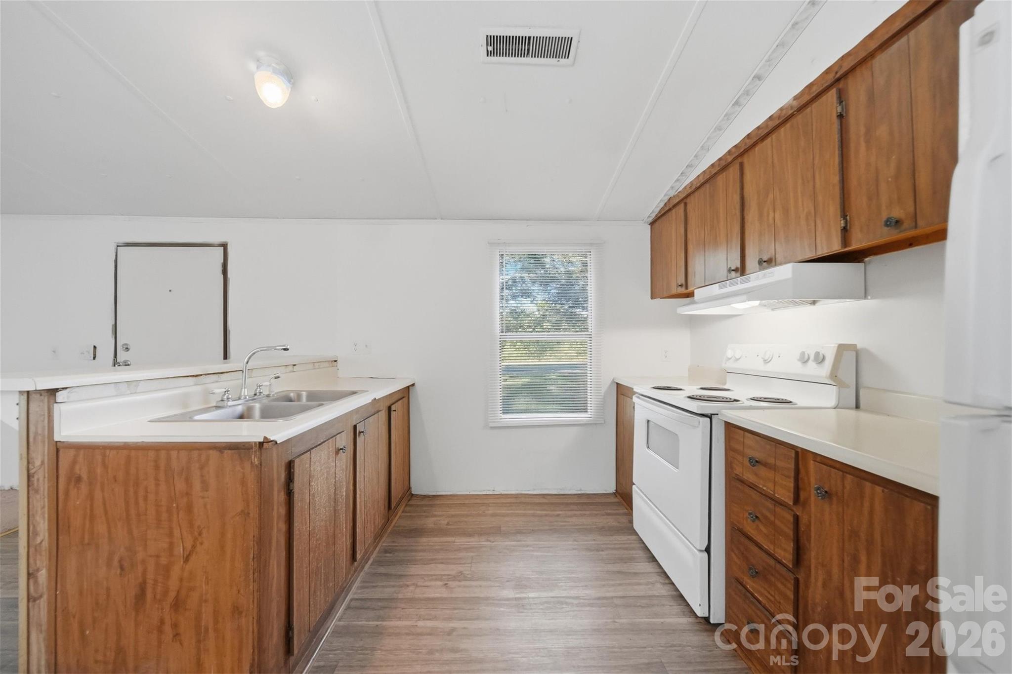 300 Excelsior Drive — Connelly Springs