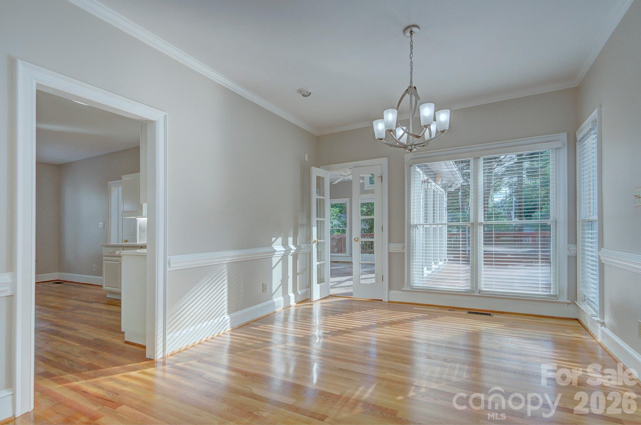 2000 Victorian Place — Charlotte